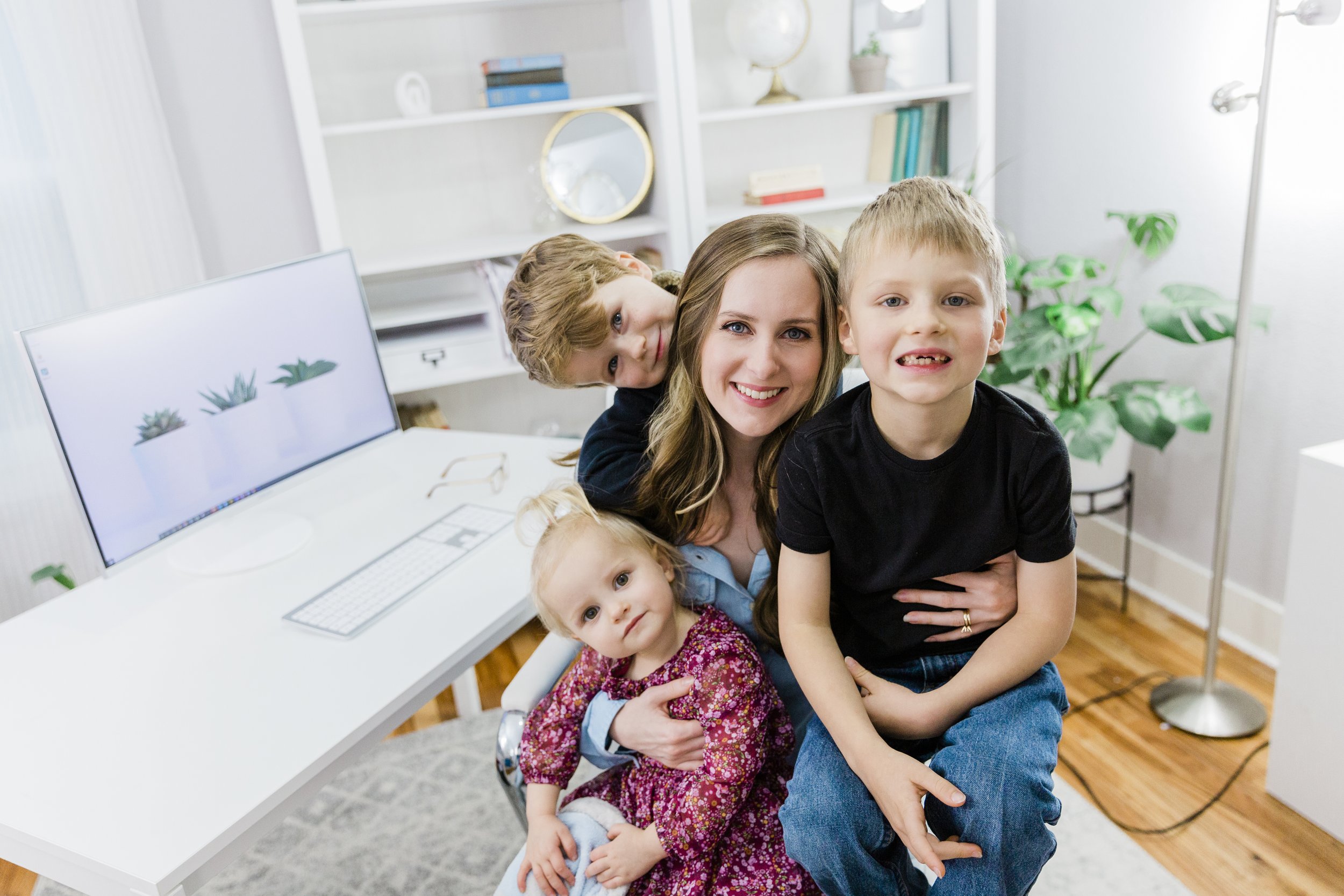 Content Creation with KIDS at Home (with Lisa Bass of Farmhouse on Boone)