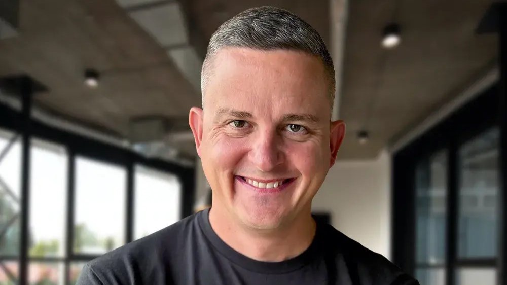 How This Business Scaled to $1M in Just 2 Years (with Dustin Riechmann)