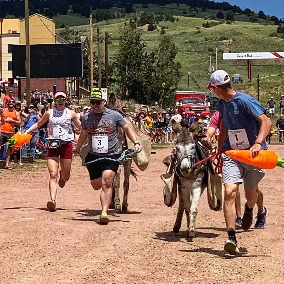 🐴🔥😂 Mercurians know how to run fast &amp; have fun!  @bryonholloway &amp; @michpine earned a podium spot at the Donkey Derby Days in Cripple Creek earlier this month!

😆 It was so much fun that we're going to bring a whole crew of Mercurians to d