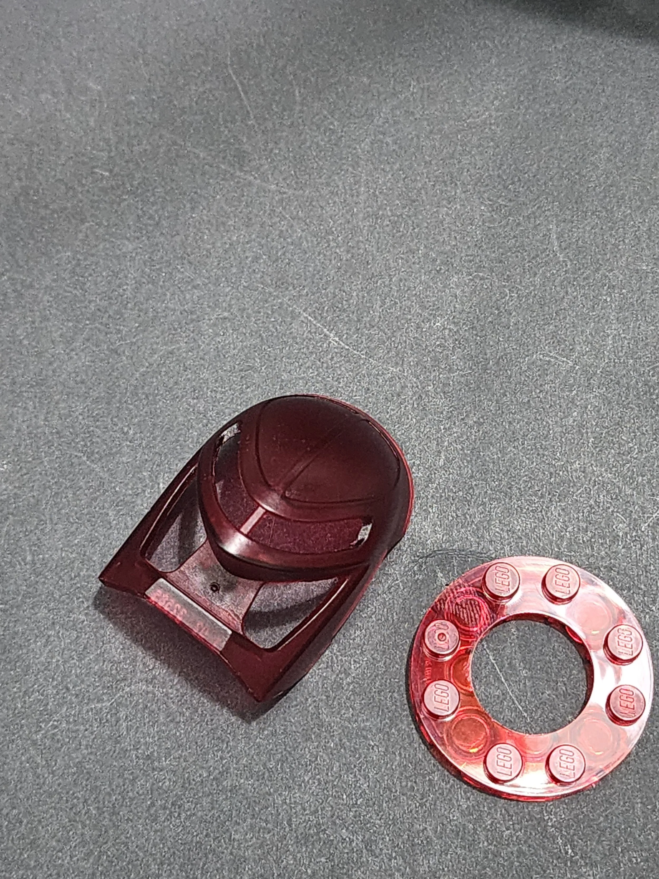 dark transparent red miru
