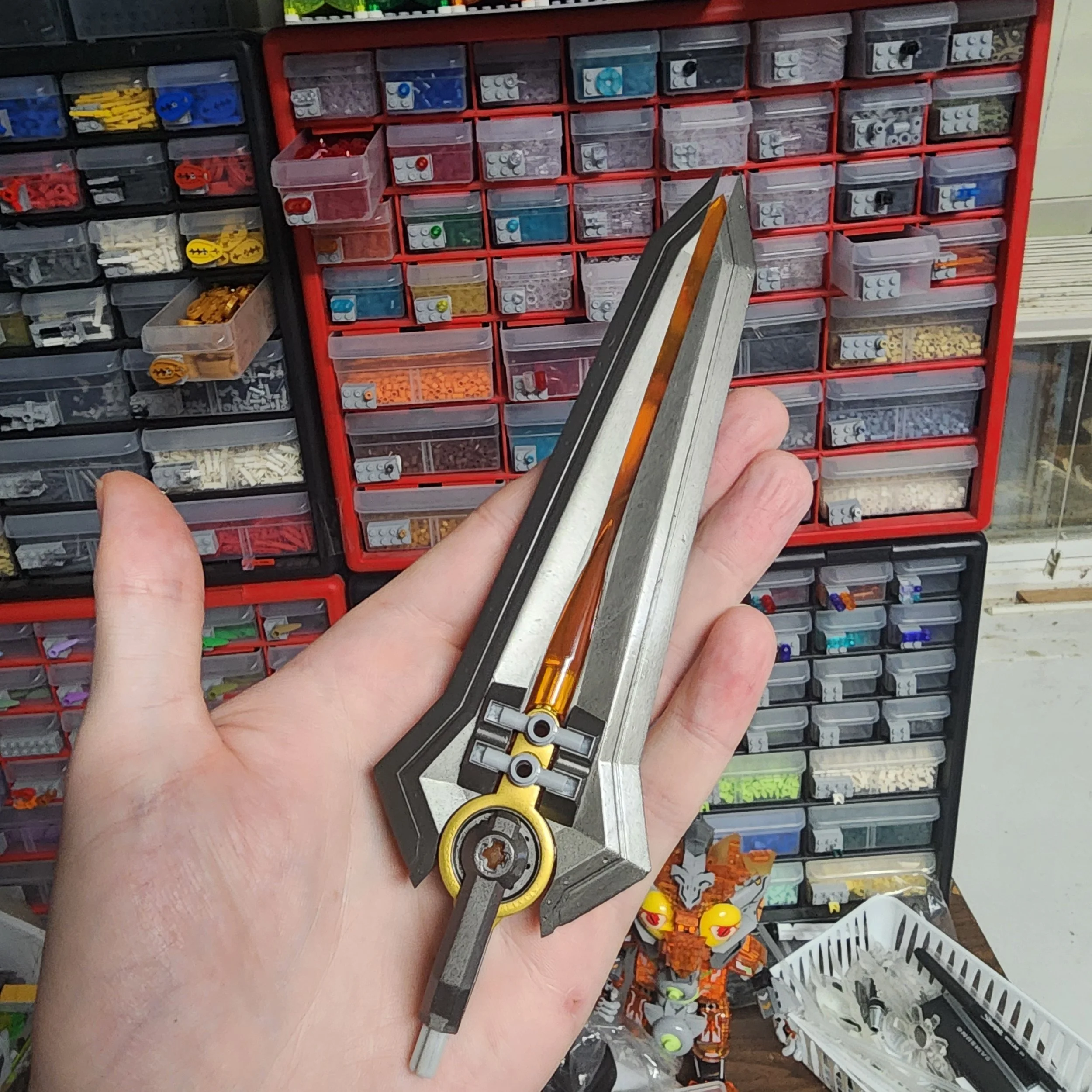 Custom bionicle — Ziontyro's Custom Wares