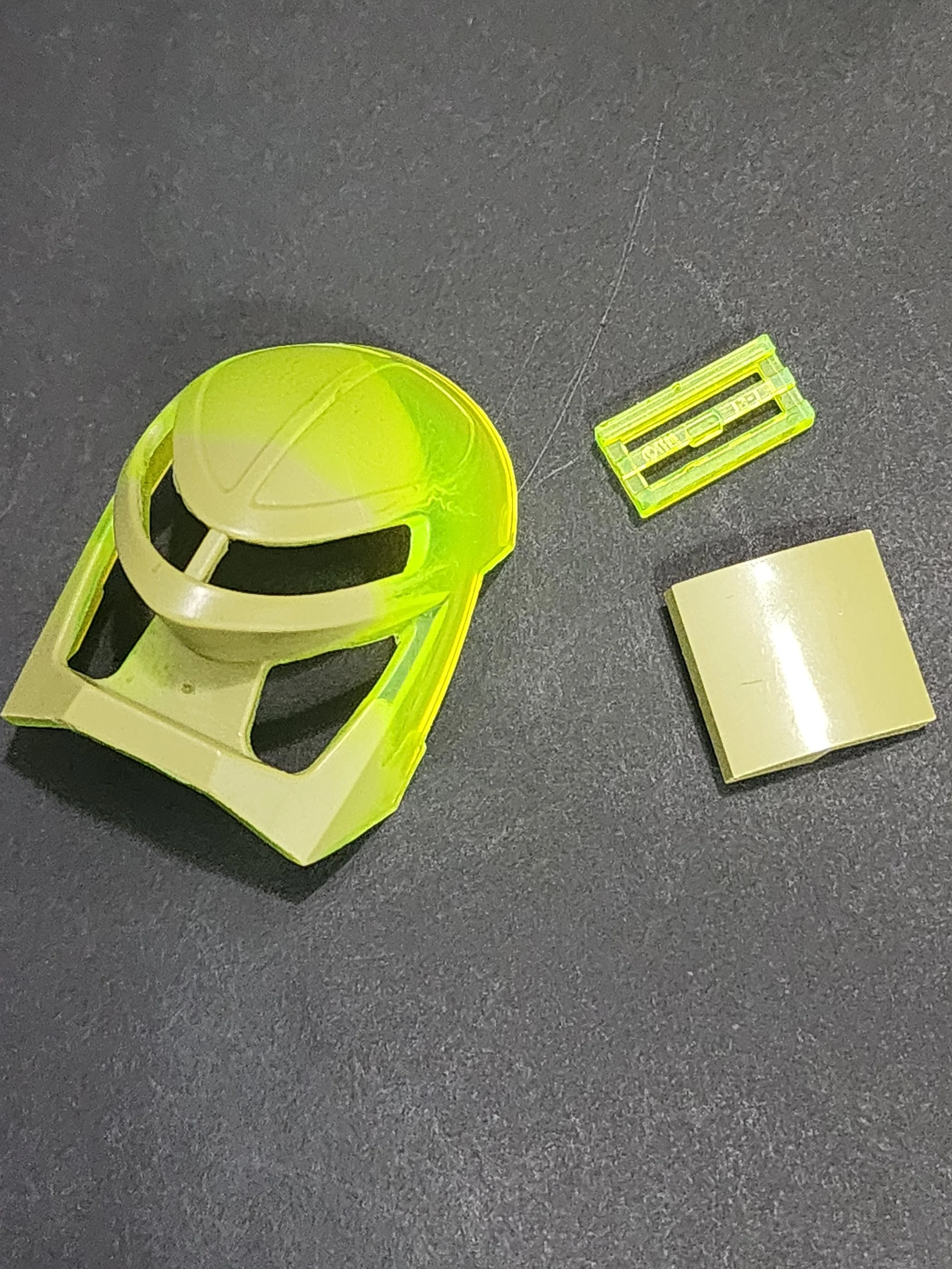 Transparent neon green and olive miru