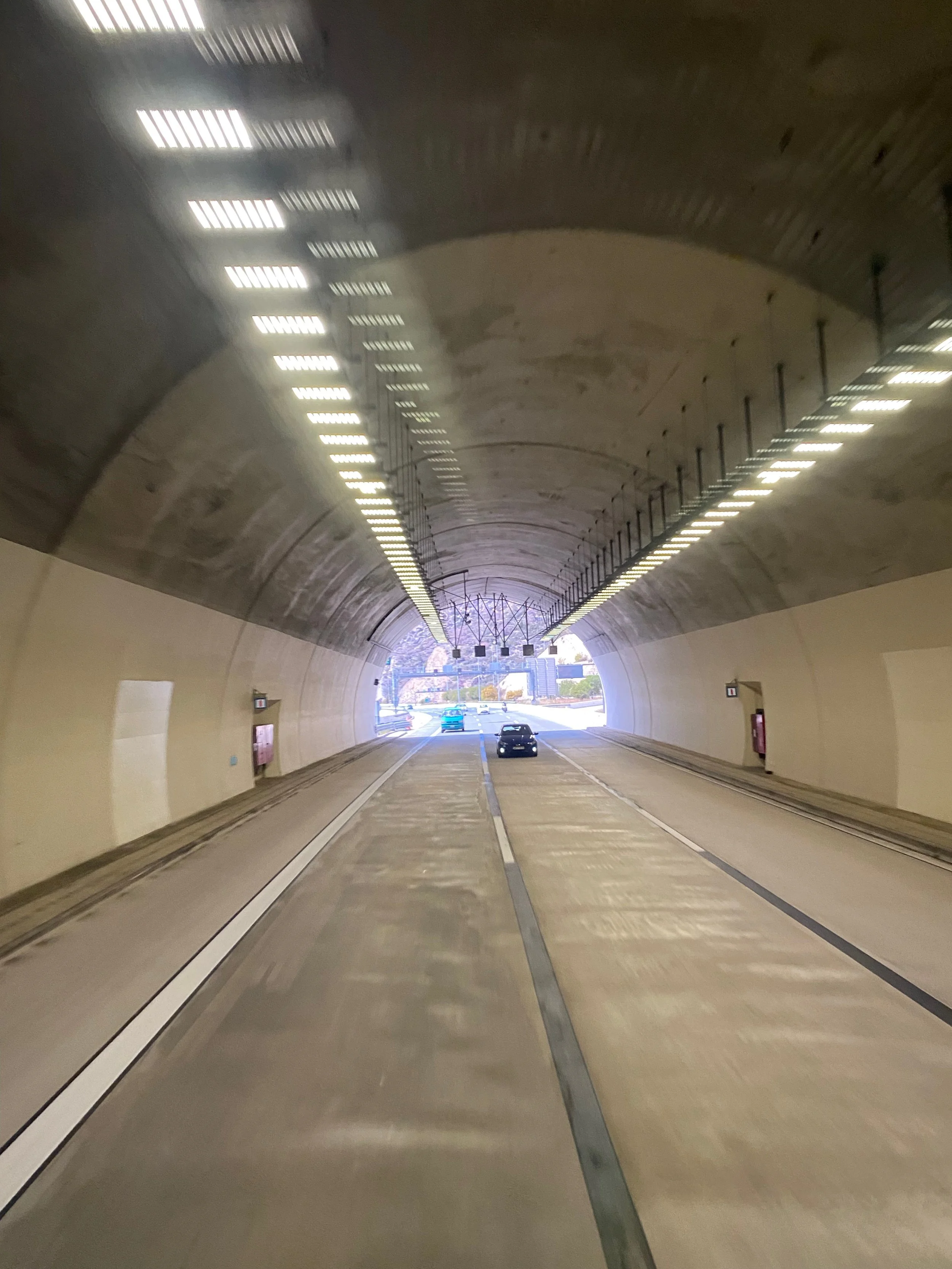 Tunnel