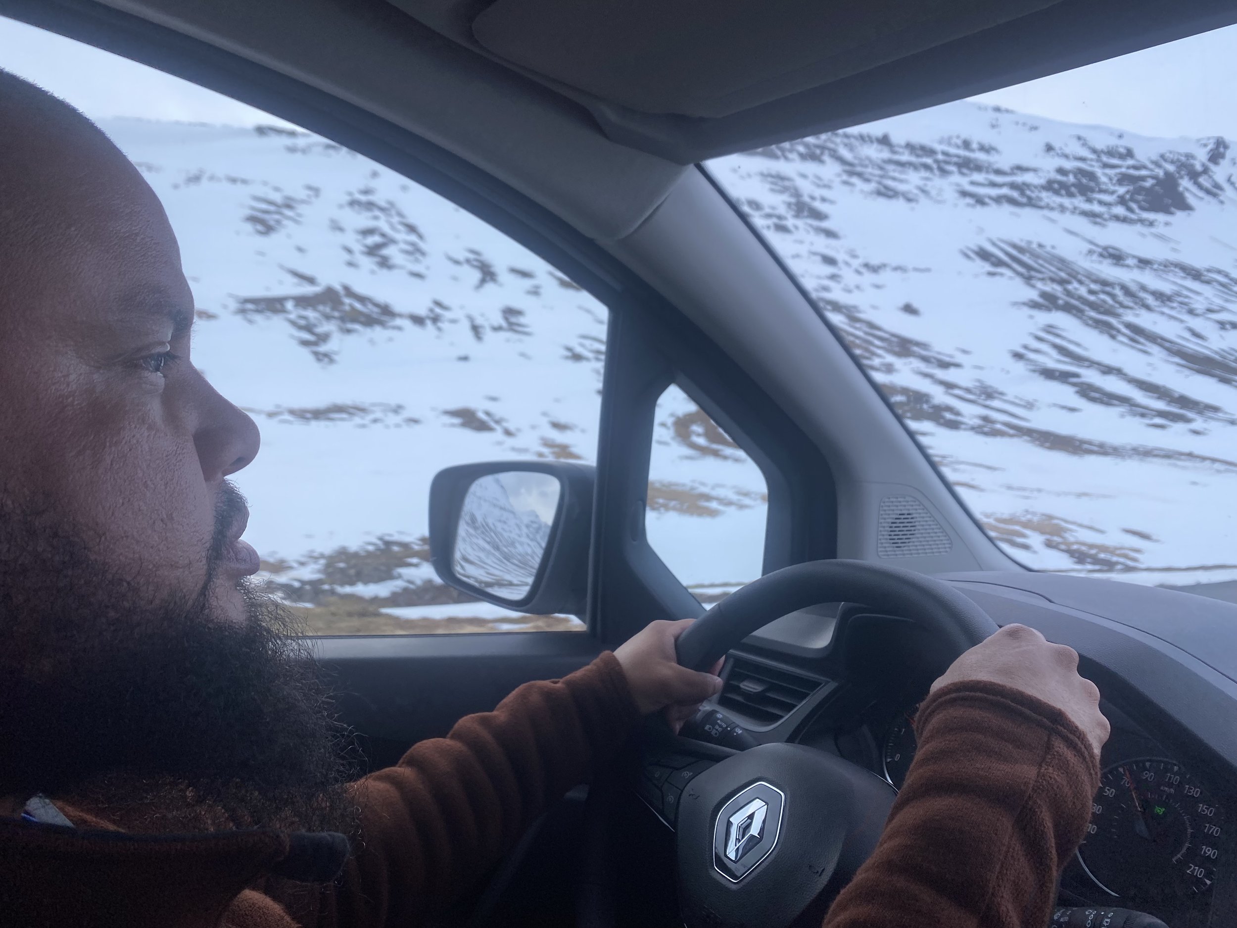 Dez Driving 