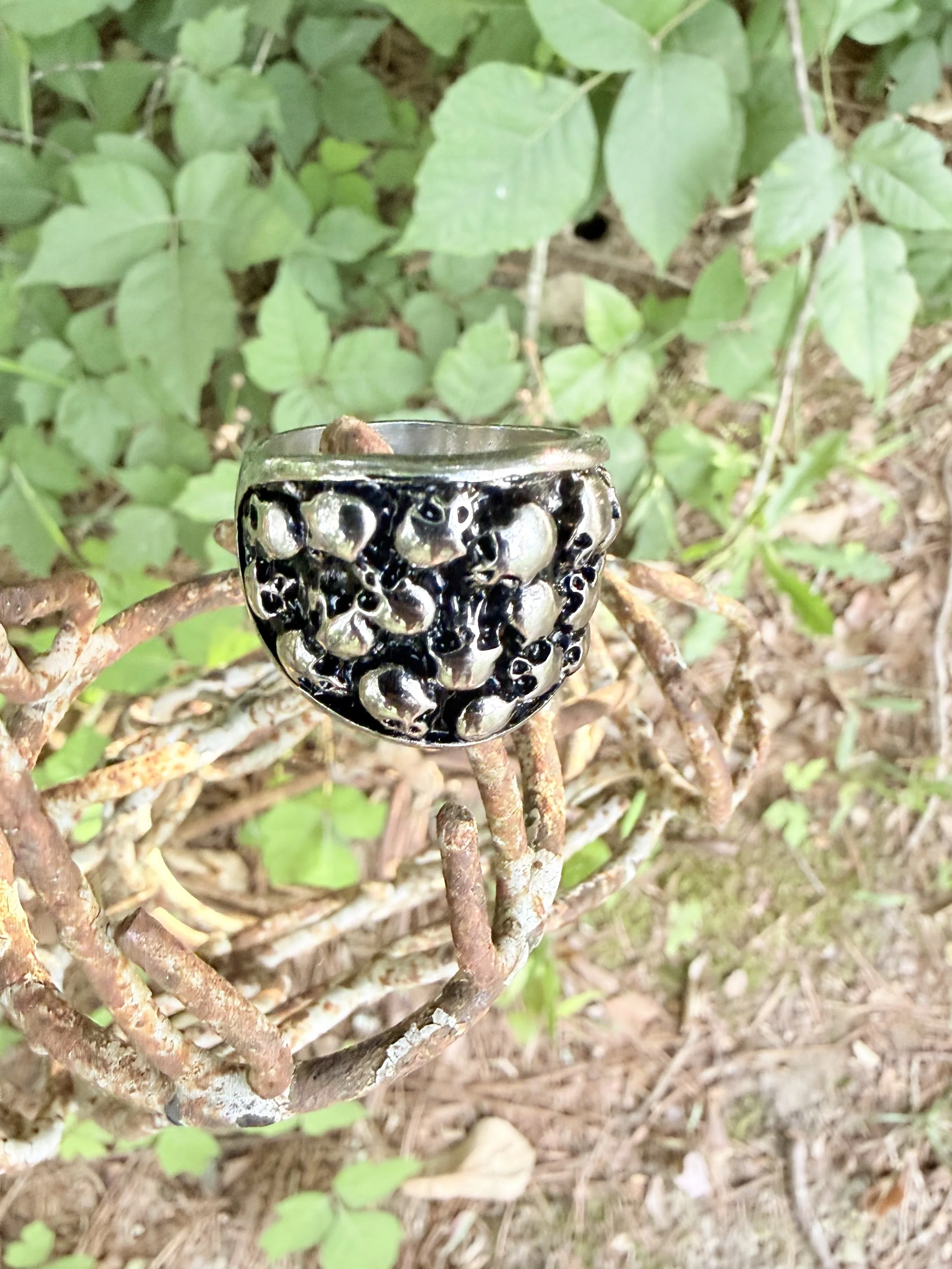 Stainless Steel Skull Pile Rings Size 13.5
