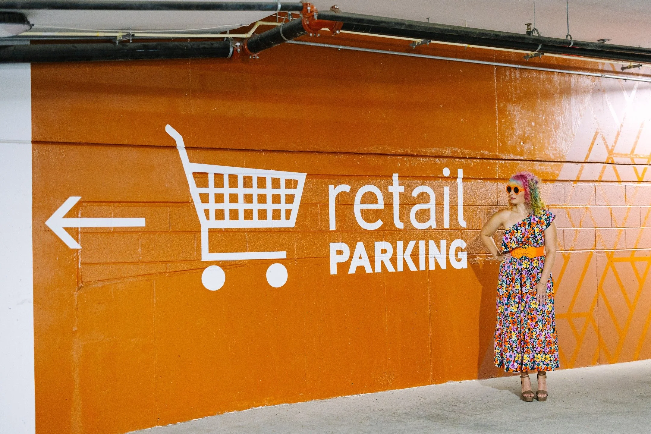 Happy Mural Monday!

What a fun #mural for Modera at Falls Church in Falls Church, VA.

Vibrant colors, angular patterning, and bold icons were used throughout the #parkinggarage.

More to come soon! Follow #studio618design to see more.

Painter: @ep