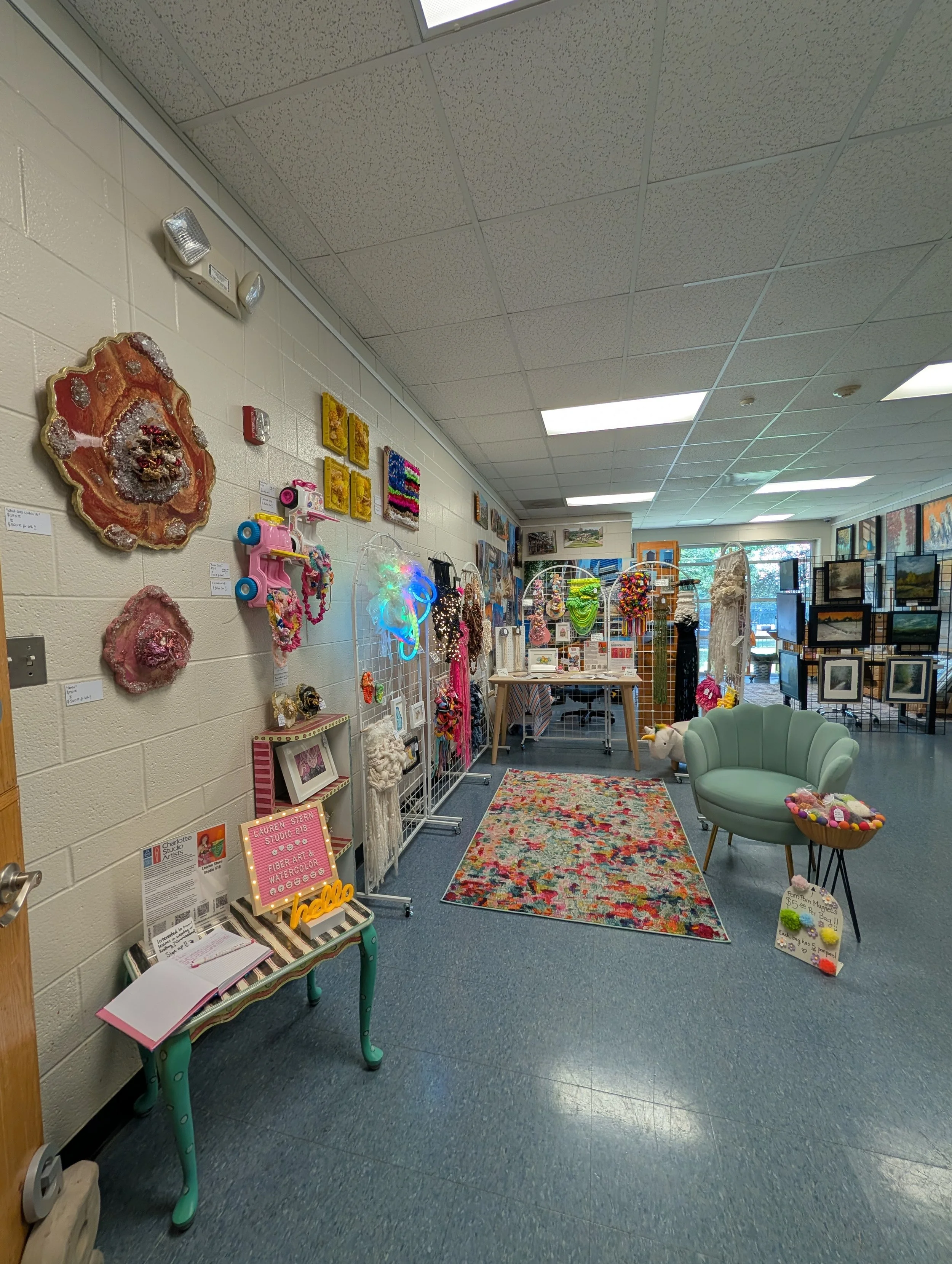 I am so happy to have a fun and dynamic studio display space at the @charlottestudioartists (CSA Art Gallery) in NoDa!

My three studio roomies are all so creative, talented, and sweet as well as everyone else throughout the #art gallery.

In my colo