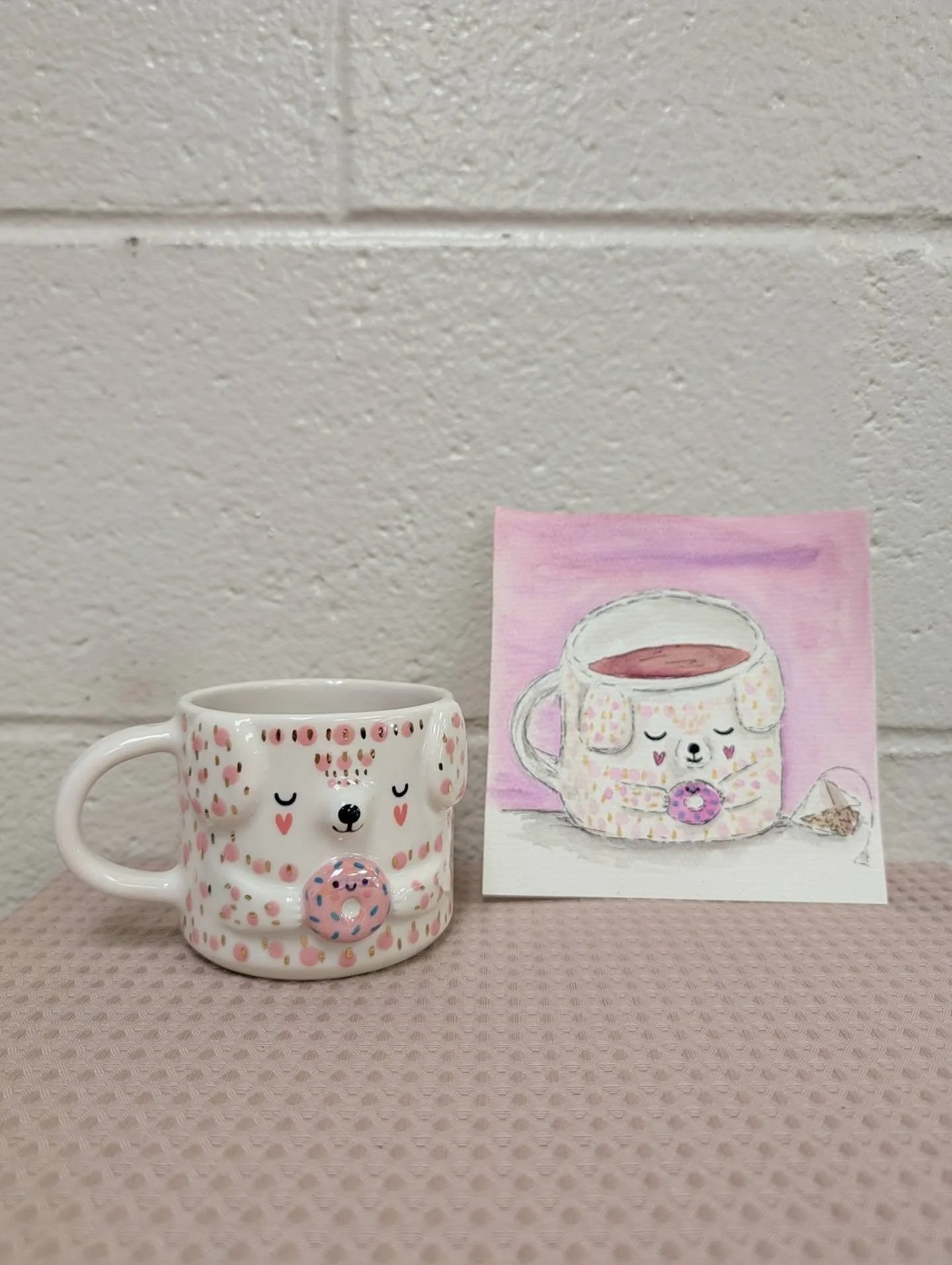 Painting with others is so much fun!

I had a great time yesterday morning at the coffee inspired #painting workshop led by @donnaheilartist at the @charlottestudioartists (CSA Art Gallery) in NoDa!

I brought my brand new mug to draw from the amazin