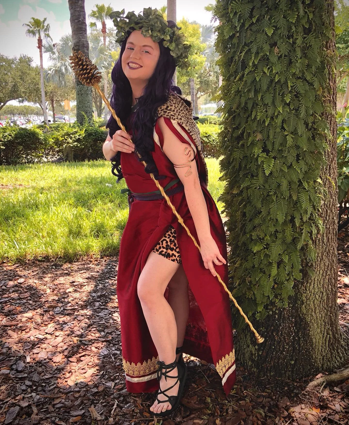 🍇 &ldquo;I will sing. I will scream.&rdquo; 🍇

Here&rsquo;s another picture of my Dionysus costume from last weekend! I want to get, like, a super atmospheric professional photoshoot of this costume at some point. Lots of evocative blurring/lens fl