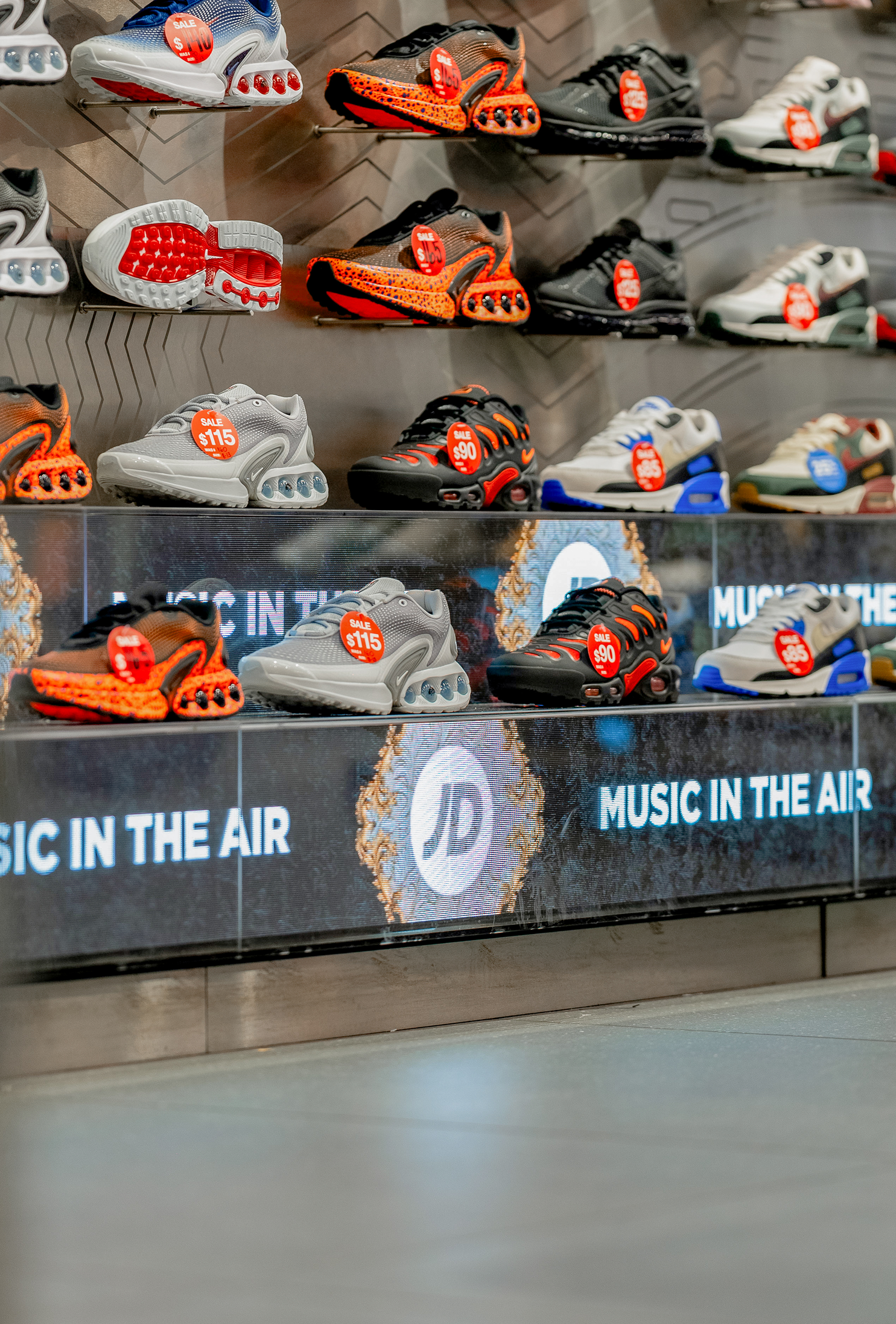 JD SPORTS_STATE ST-23.png