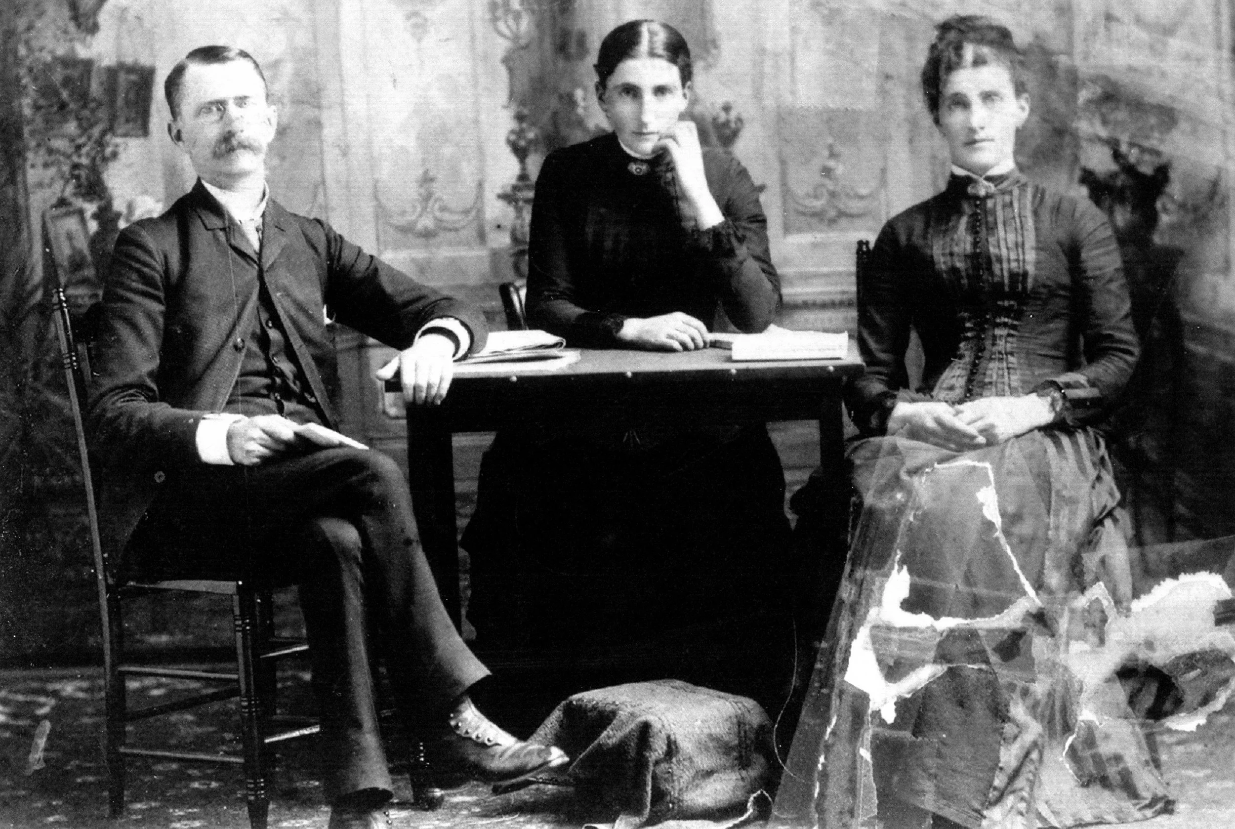 John F. Armstrong with his sisters, Ann & Kitty in Augusta, GA, 1887