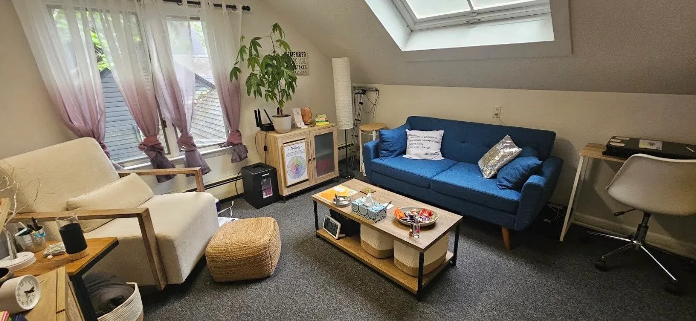 Jenn Hoffman, LCSW therapy office at The Bridge Healing Arts Center in Farmington, Connecticut where you can do weekly therapy, therapeutic yoga, intensives and retreats