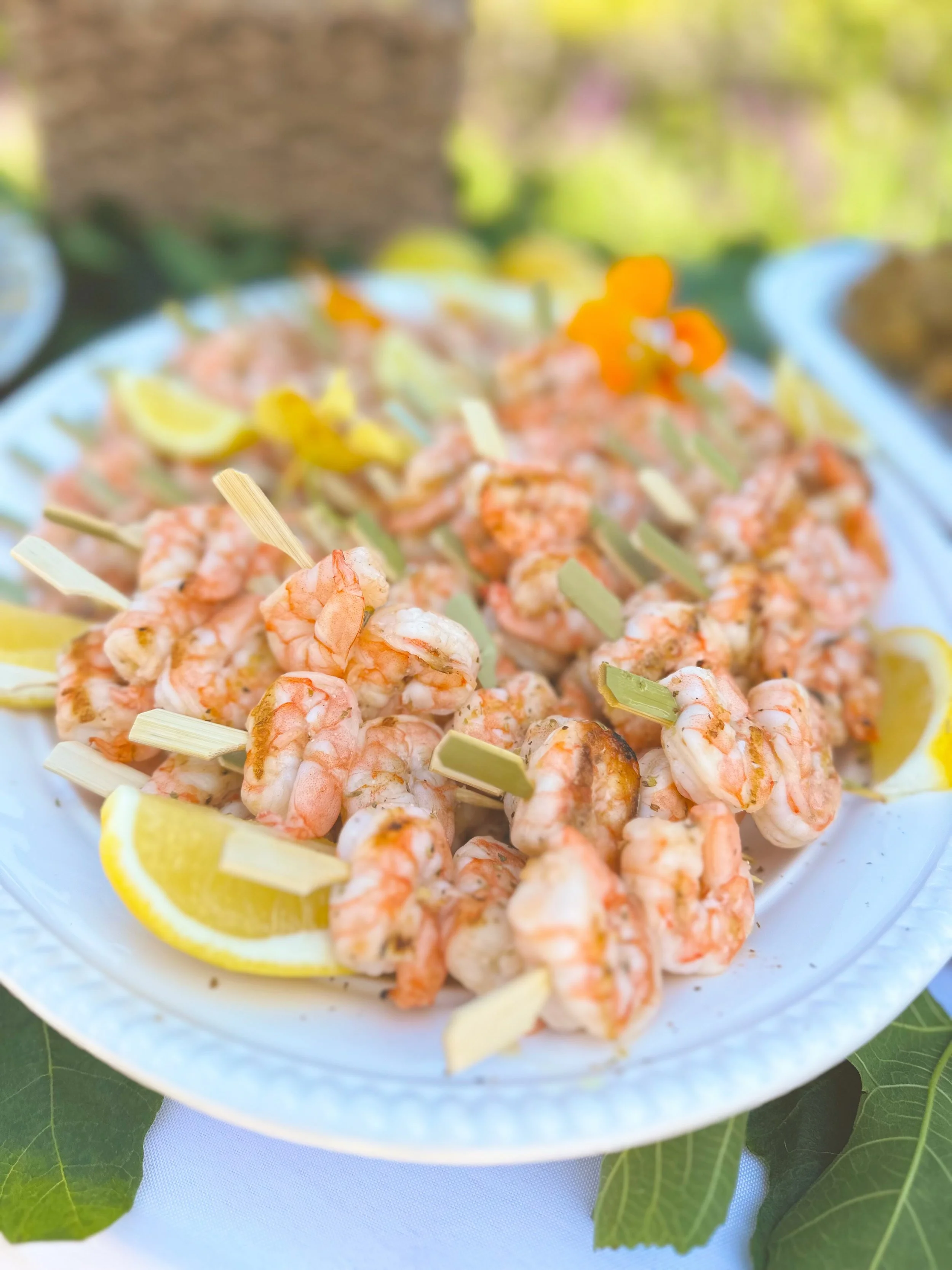 A beautiful afternoon of Greek-inspired flavors, fresh seafood, and good company for the Eucalyptus Hill Association Annual Meeting 🍋🇬🇷✨

We&rsquo;re so grateful to be back for our 5th year serving this wonderful annual gathering! ✨

#SantaBarbara