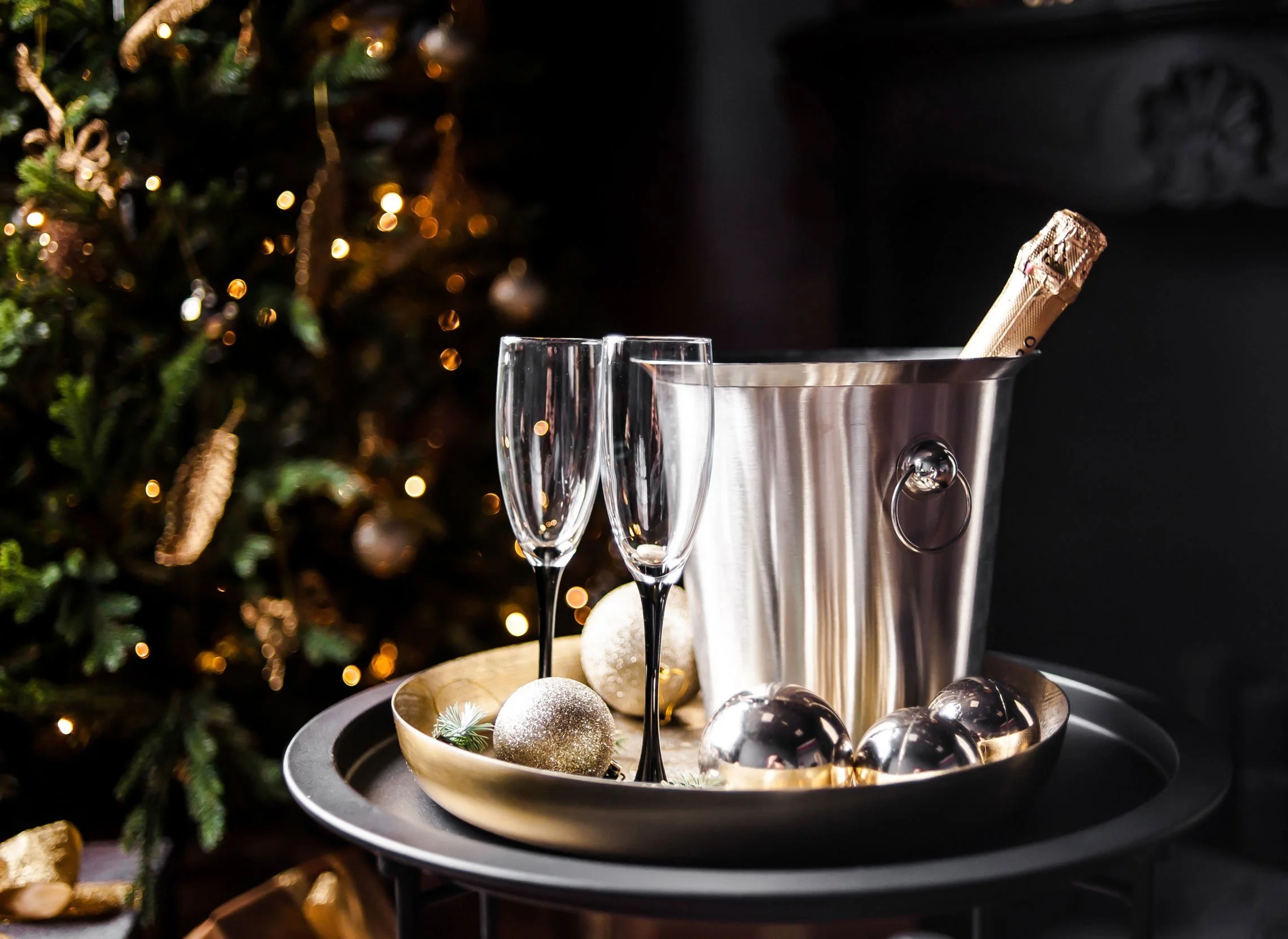 New-Years-Eve-Champagne-Bucket.jpg