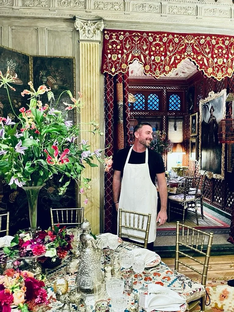 NYC. Upper East Side.
Private evening.
Caviar, an accessory.

@mako.culture 
@francoiscastelain 

#artofcooking #artdevivre #NYC