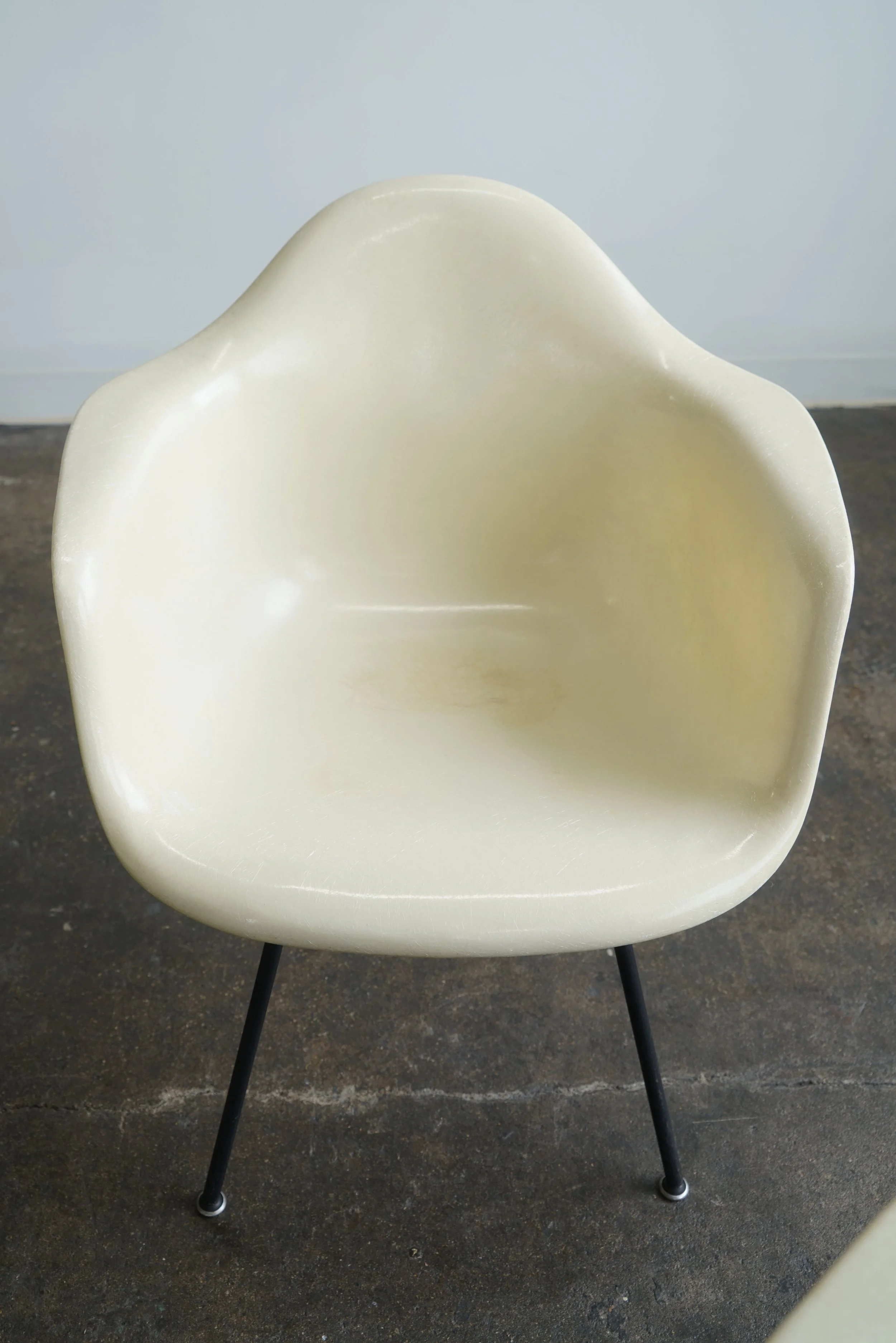 Setfour_eames_DAX_7.jpg
