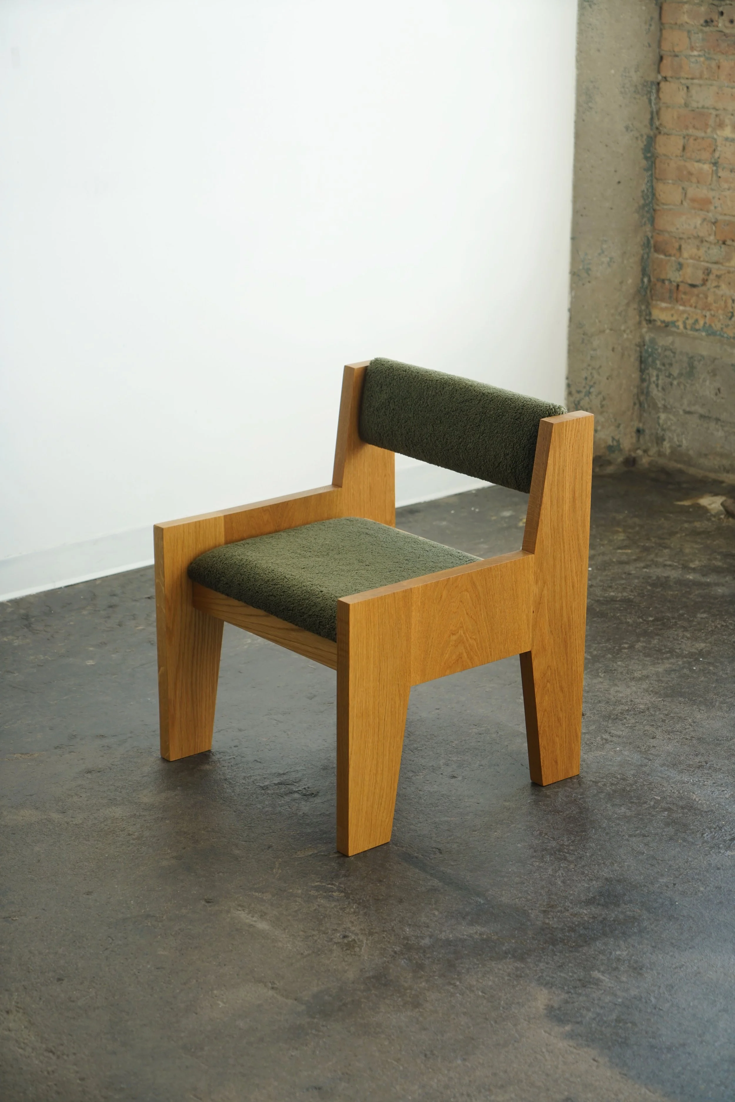 whiteoak_green_chair_3.jpg