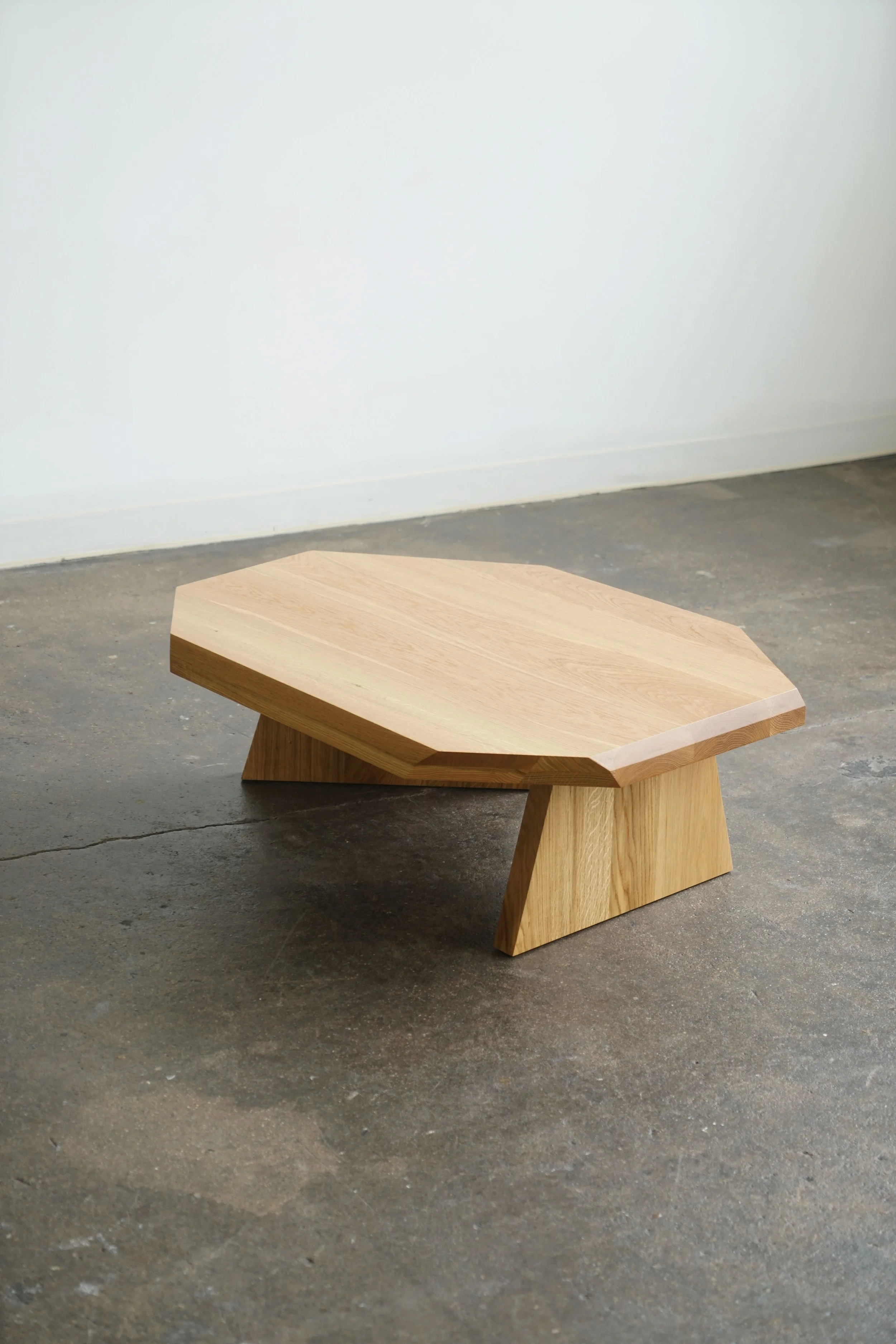 geo_coffeetable_oak_4.jpg