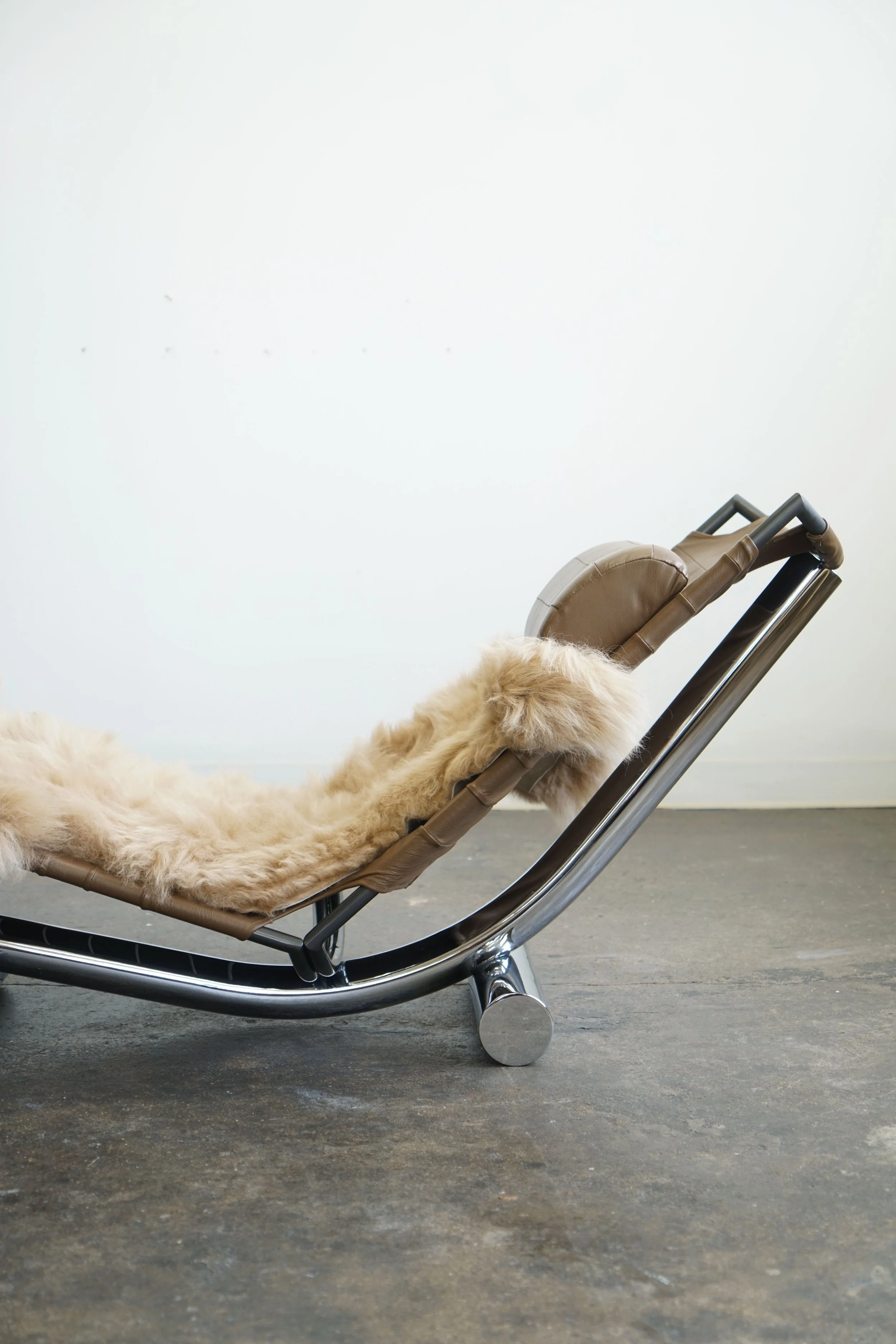 tuttle_chariot_lounge_4.jpg