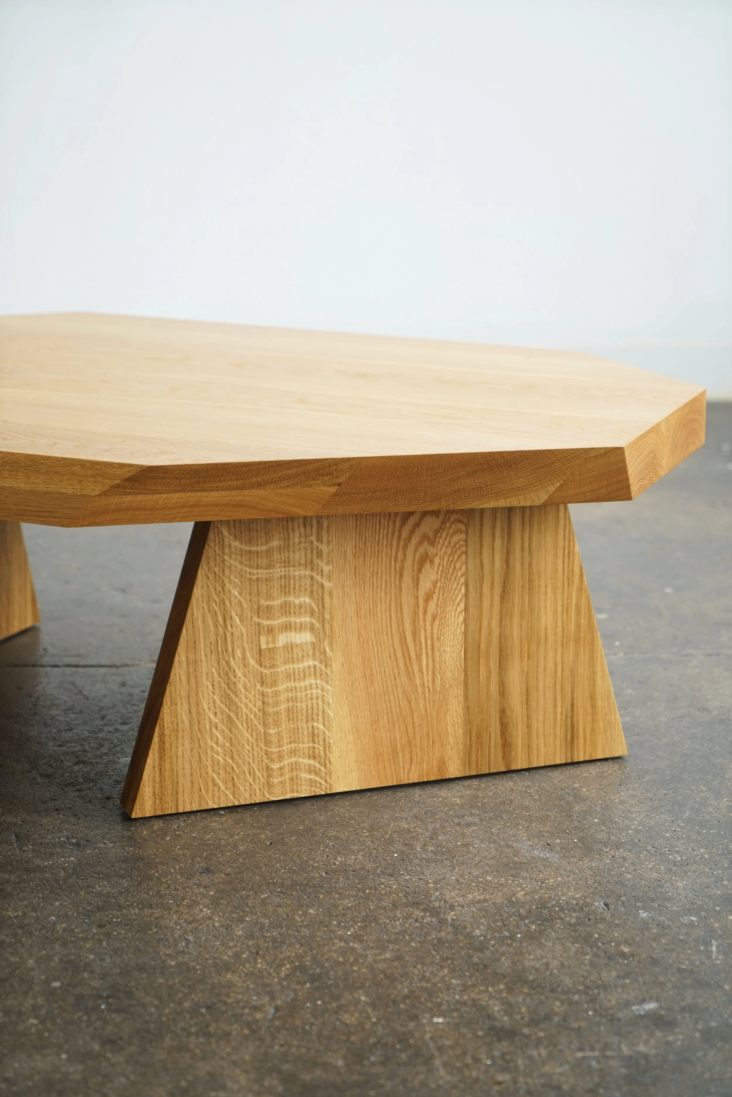geo_coffeetable_oak_9.jpg