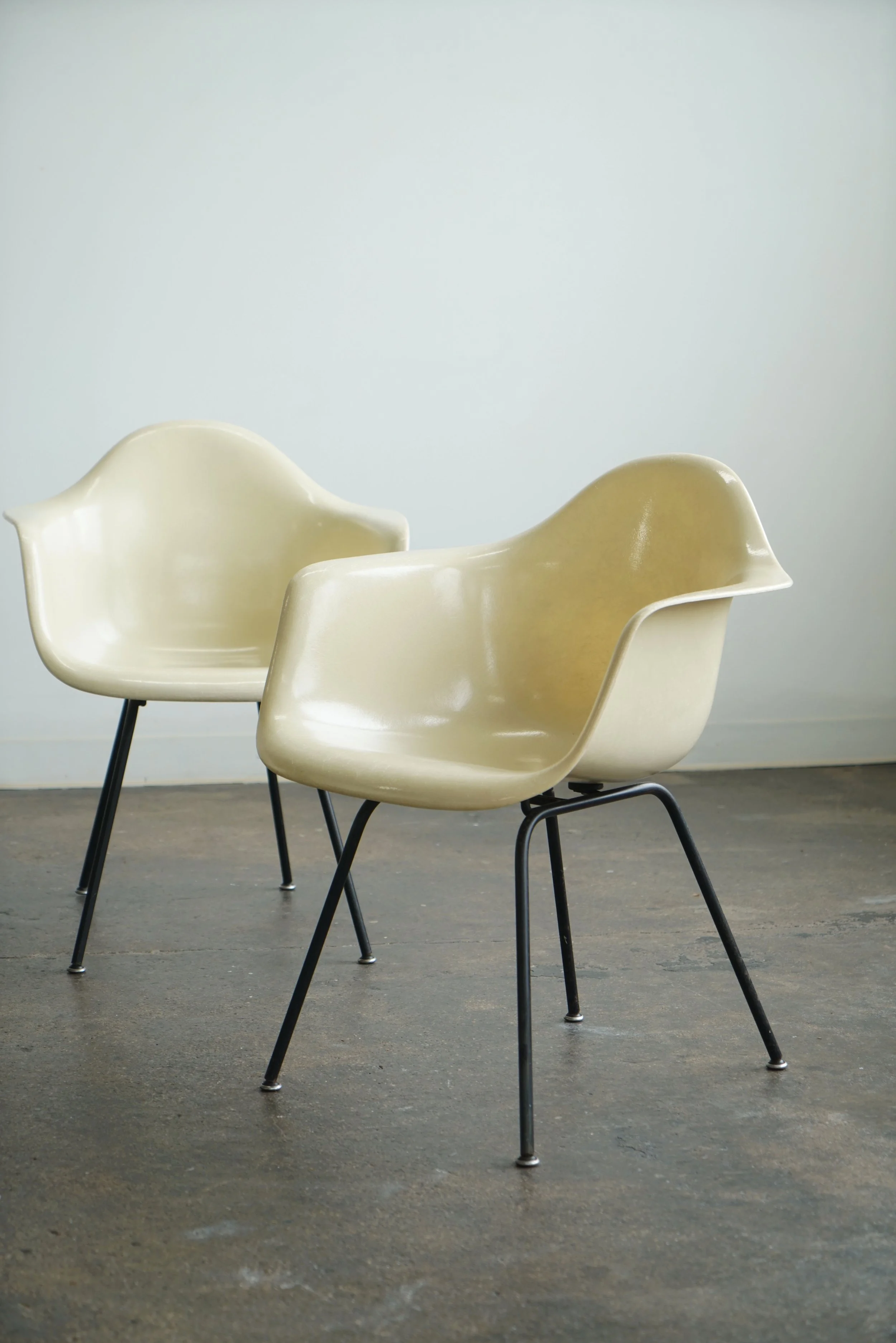 Setfour_eames_DAX_5.jpg