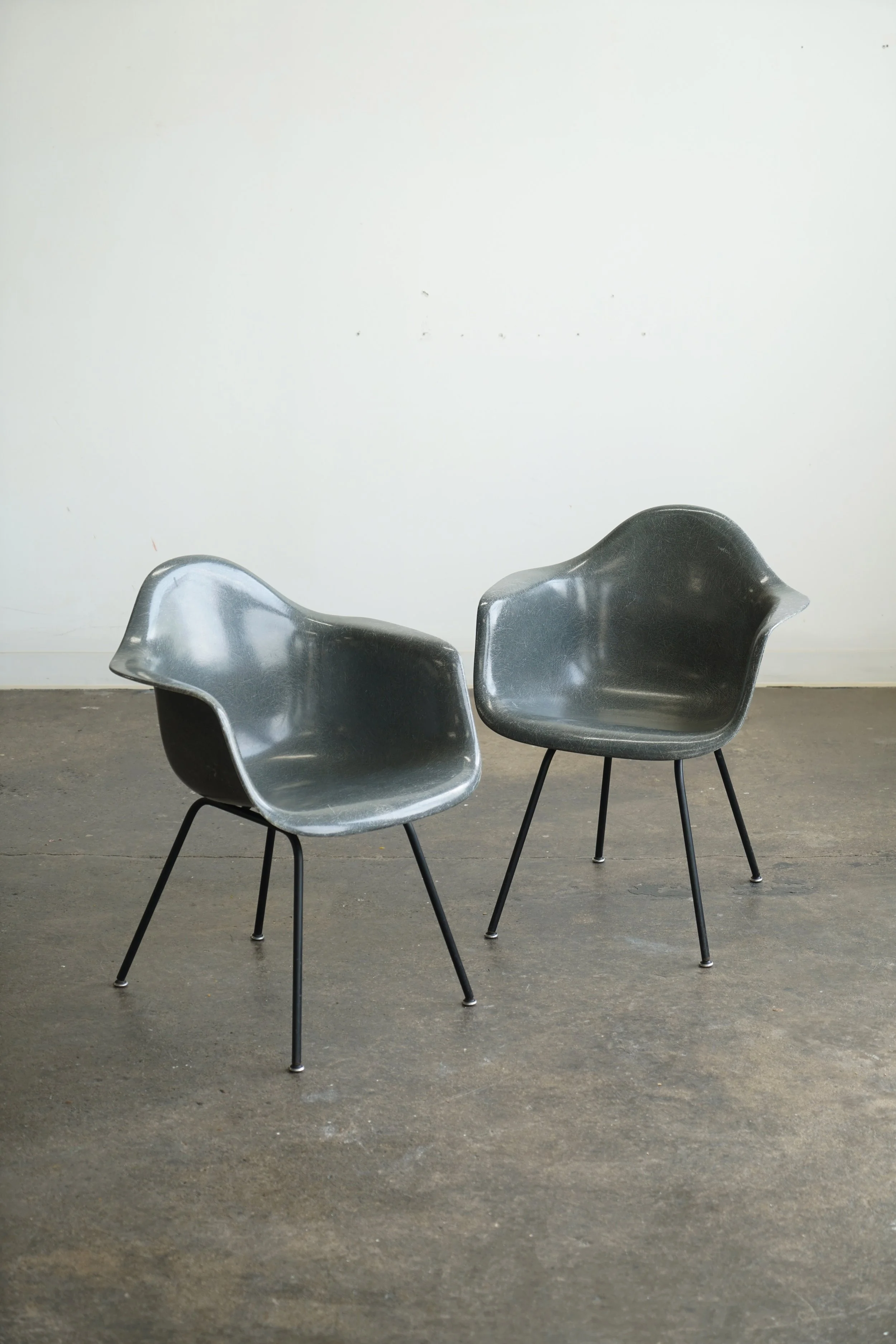 eames_grey_DAX_4.jpg