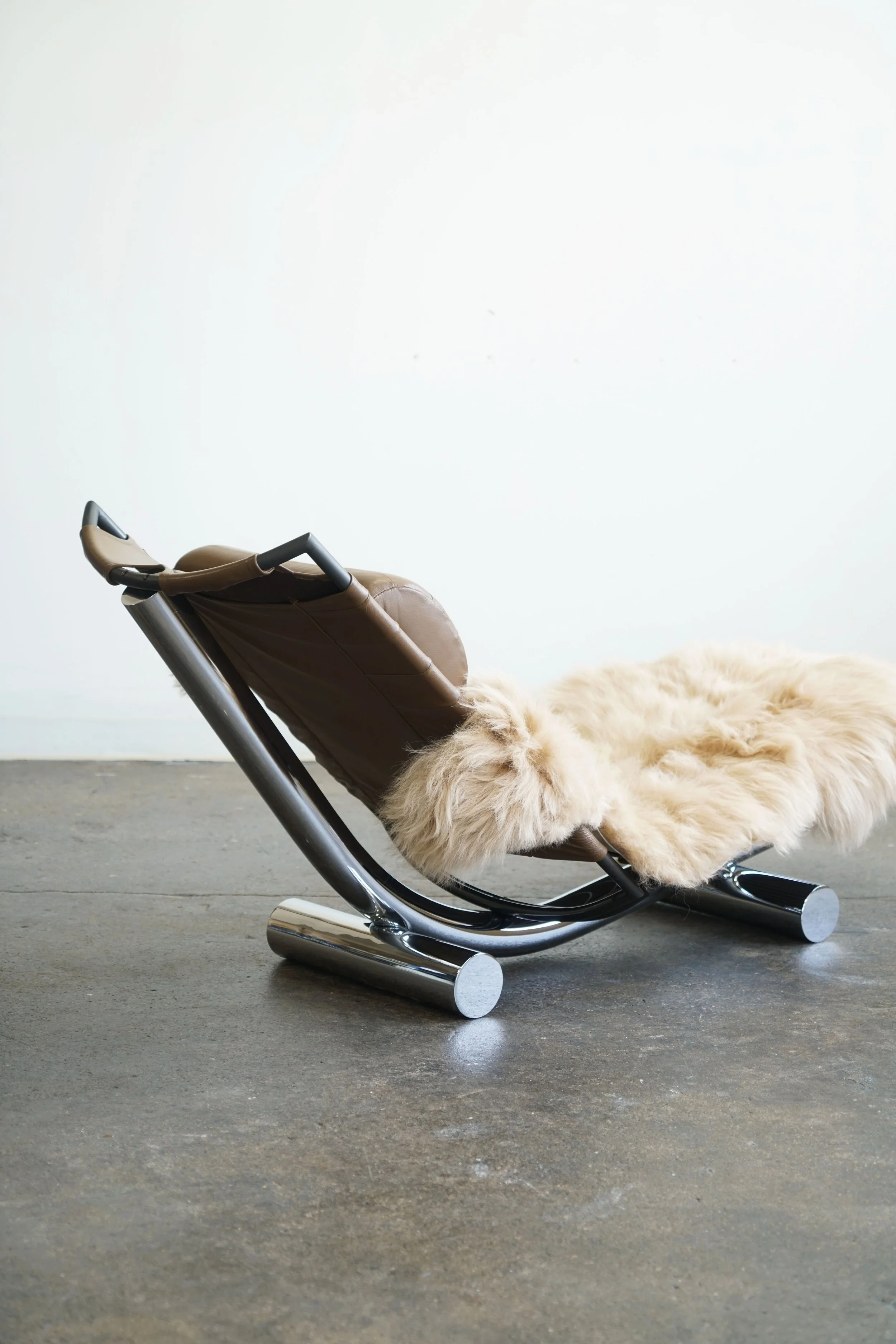 tuttle_chariot_lounge_9.jpg