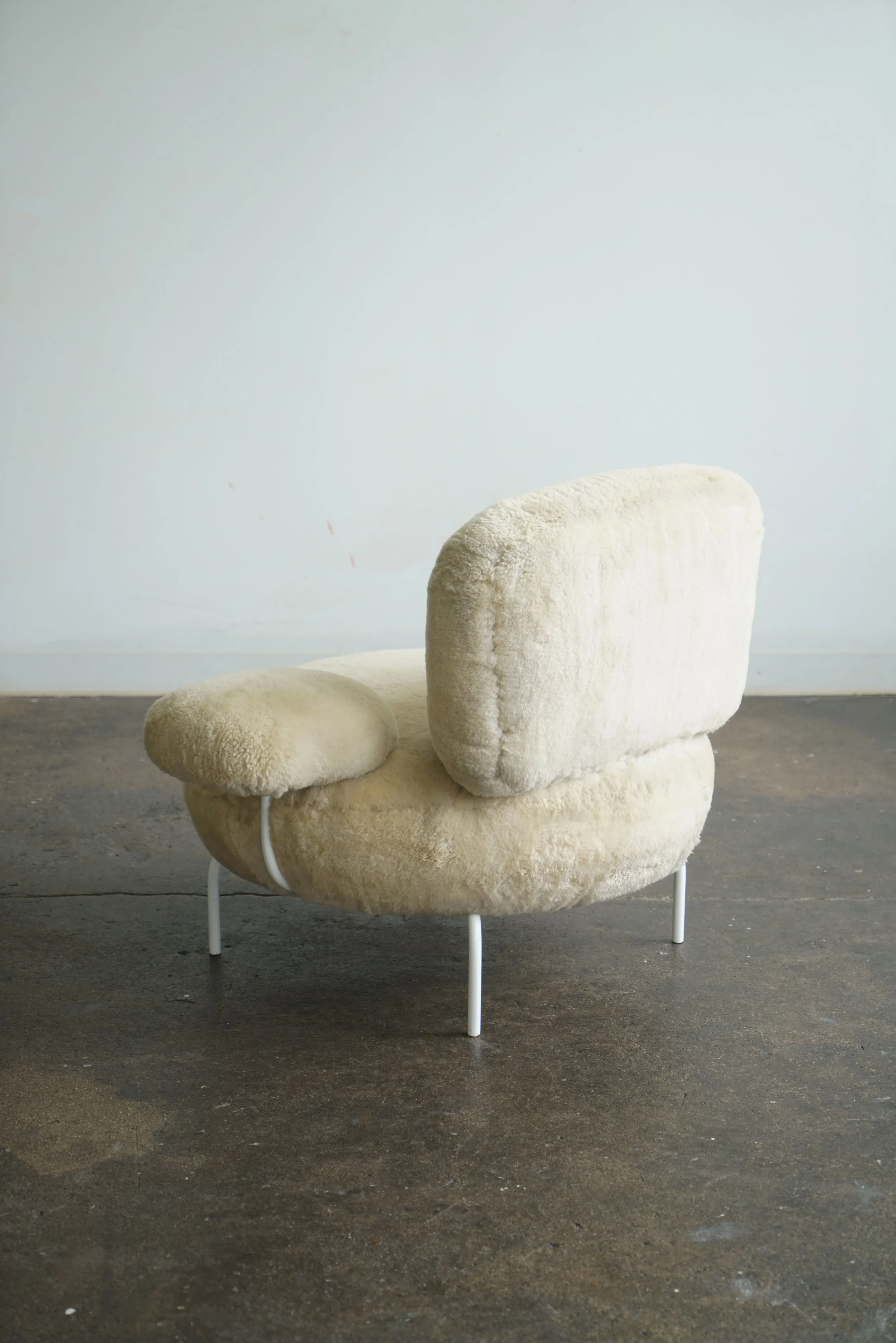 shearling_onearmChair_6.jpg