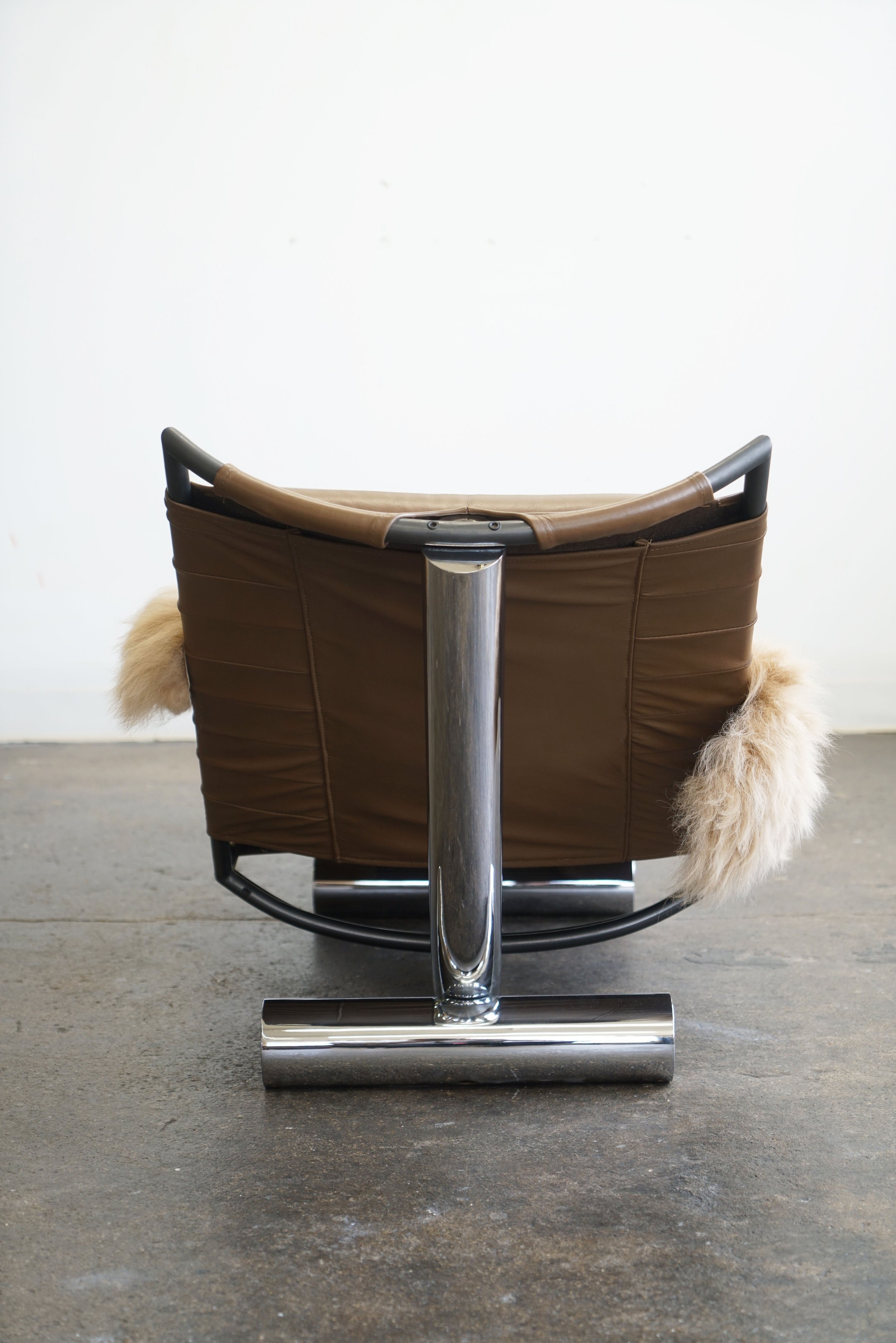 tuttle_chariot_lounge_10.jpg