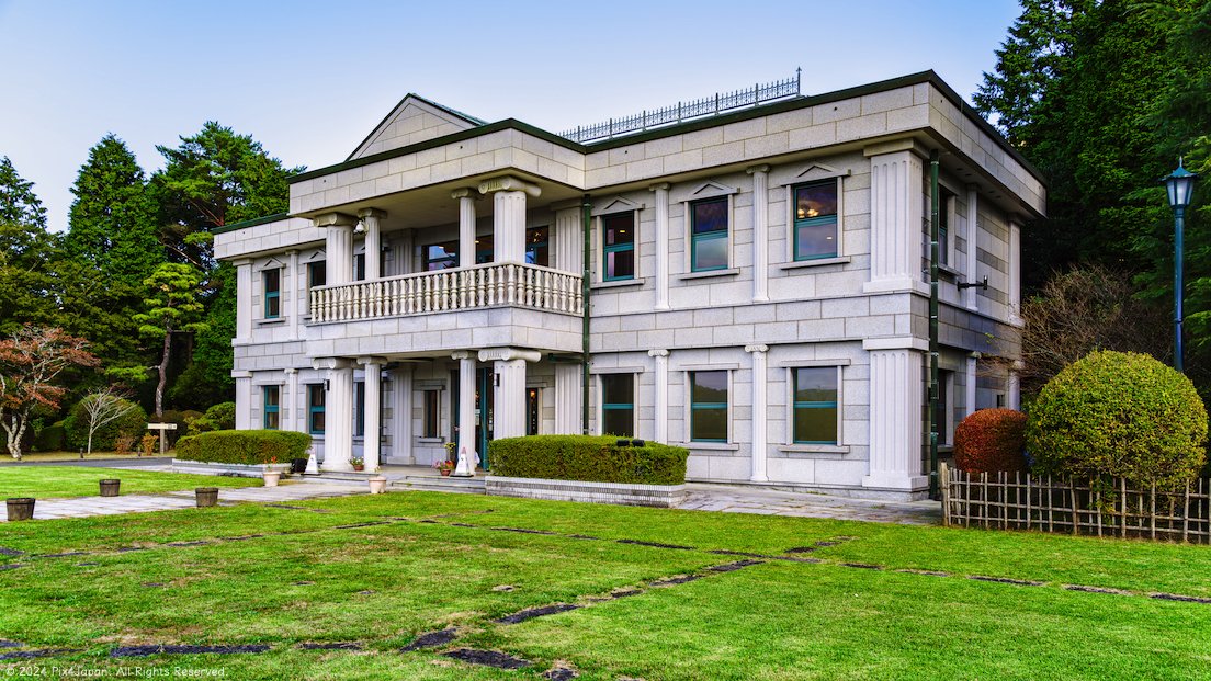 Lakeside Panorama Hall