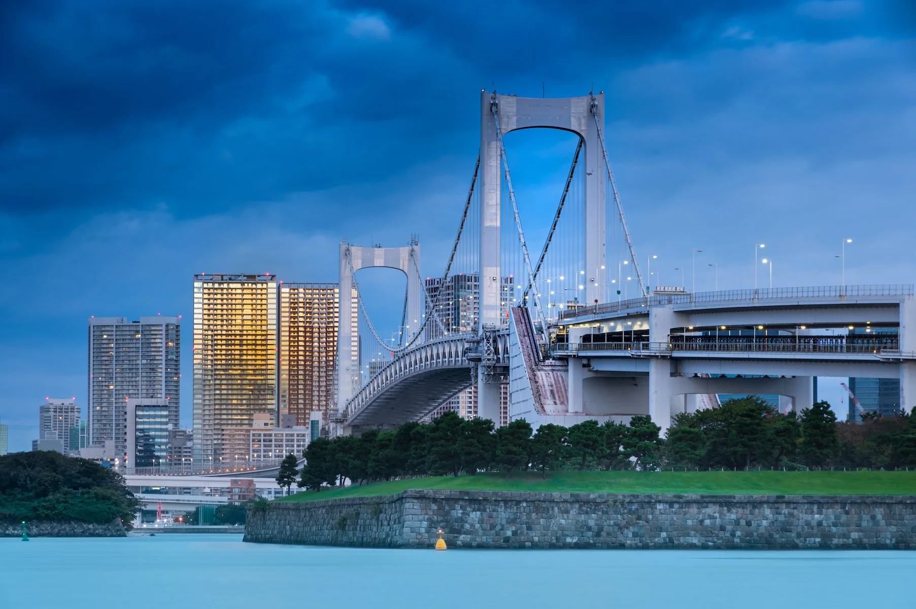 Rainbow Bridge, Tokyo