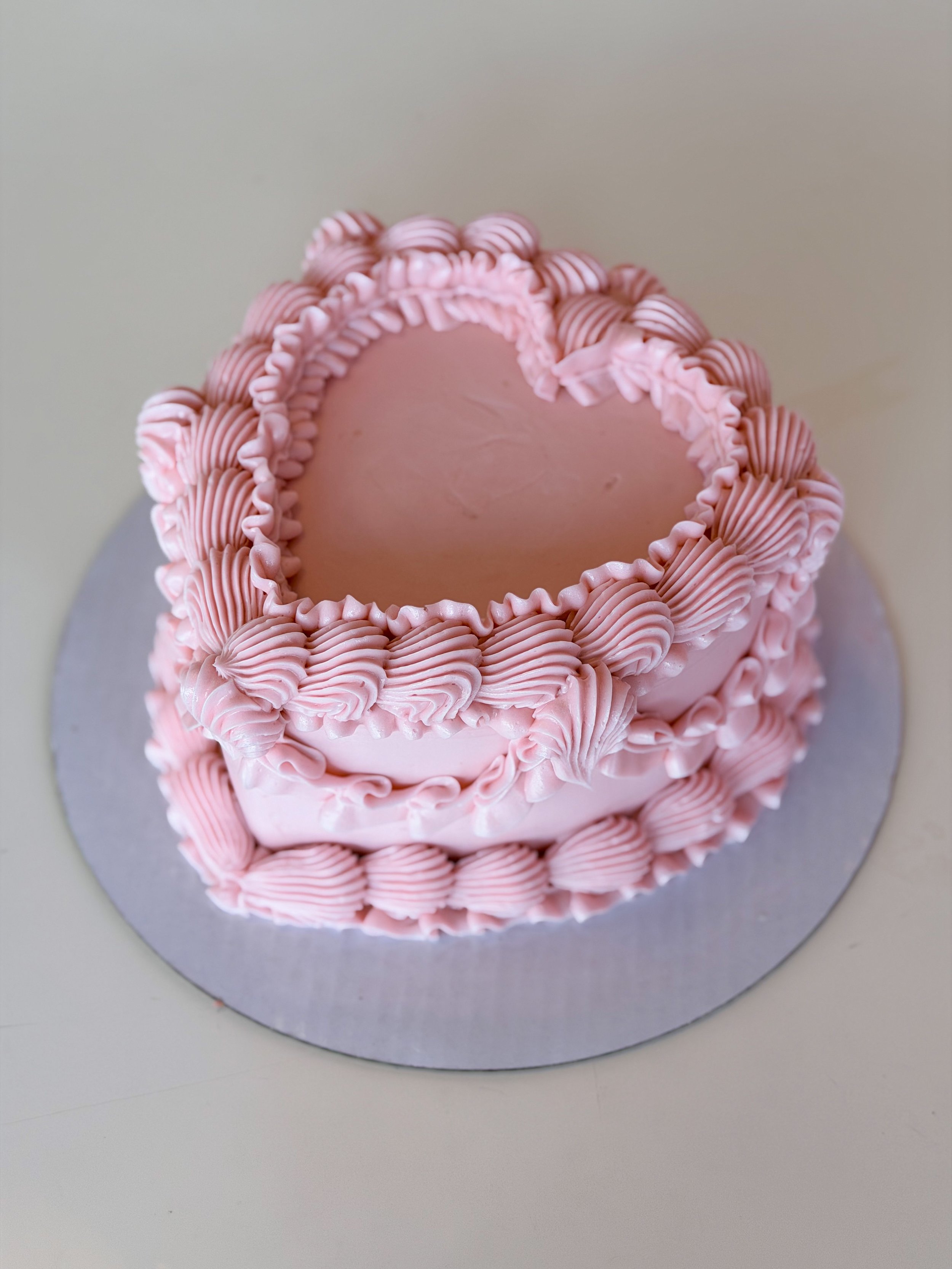 9/3 - Heart Cake Decorating 101: Fill, Frost & Pipe