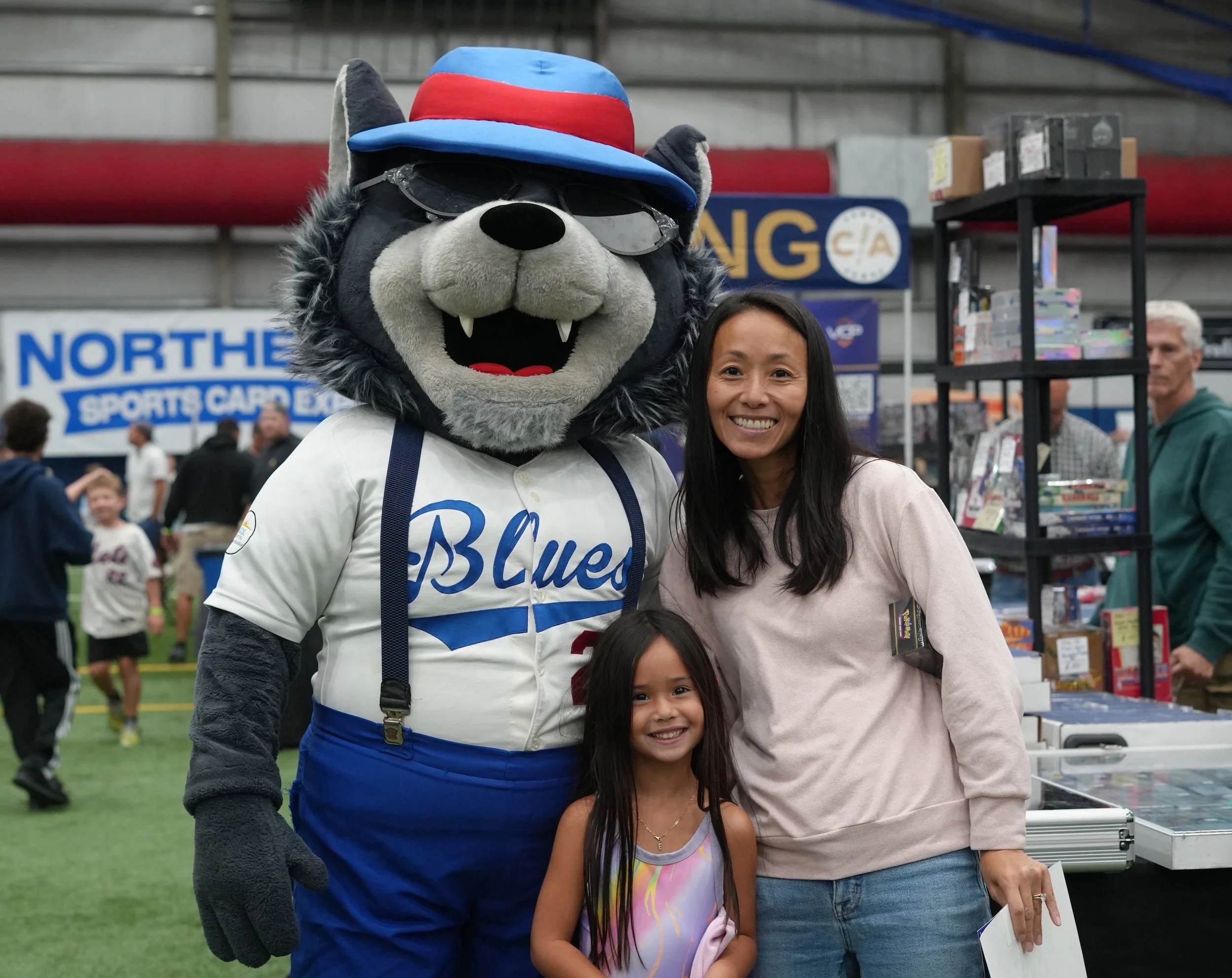 Bristol Blues mascot Mojo with attendees