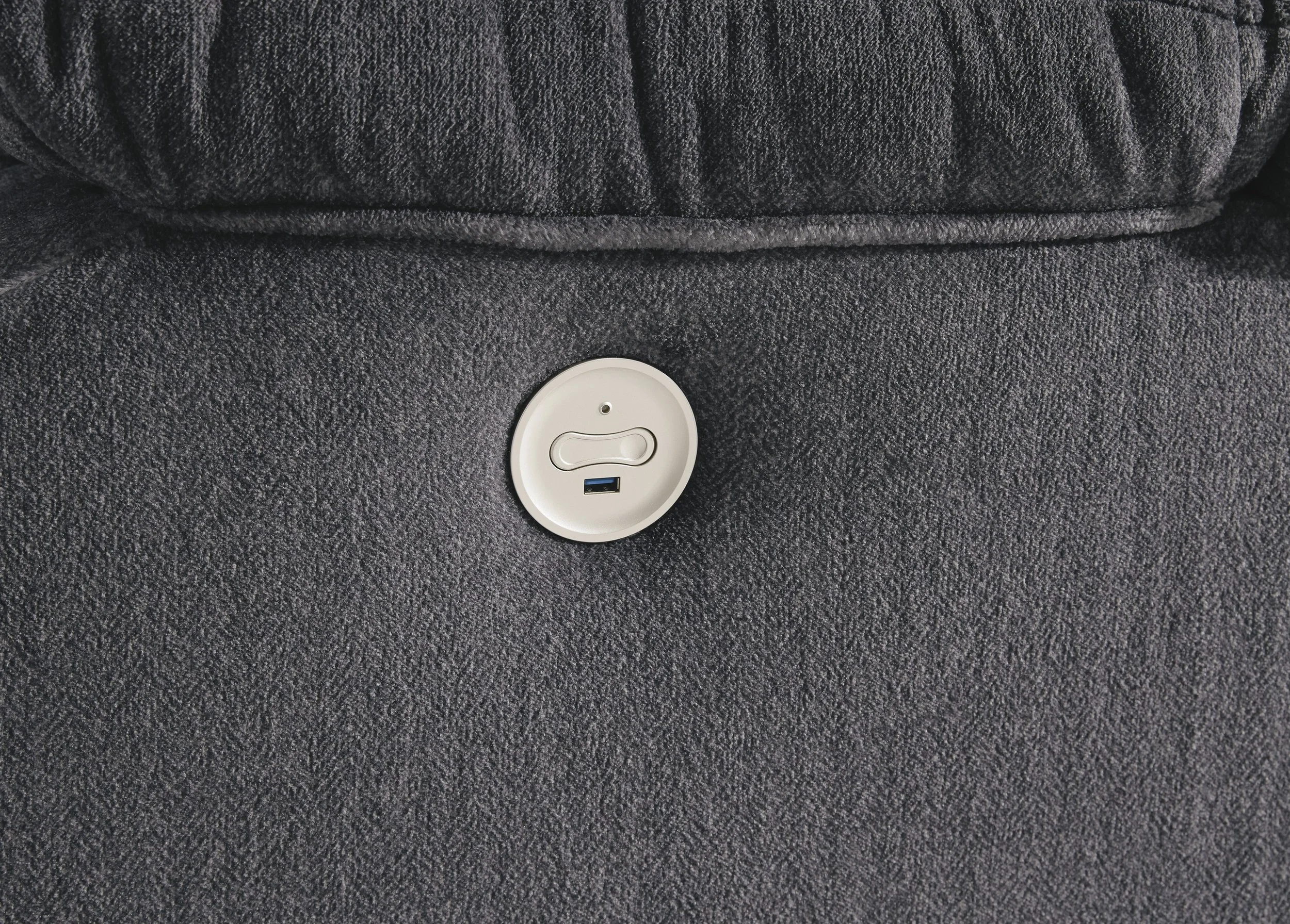 53804-USB-DETAIL.jpg
