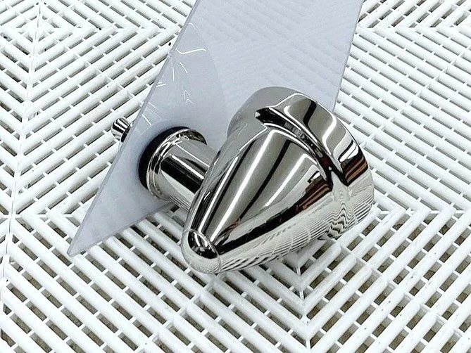 911/964/993 Through Glass Mirrors

A 95mm round convex mirror allows great rear view vision which are fully adjustable from inside the car.

These mirrors are supplied with the quarter light window pre-drilled with a hole.