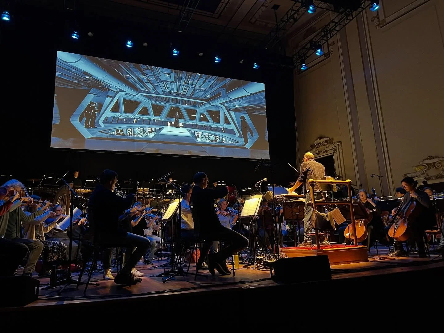Two sold out performances with @rsnoofficial! Here we are rehearsing for @starwars The Empire Strikes Back. Video coming soon&hellip; #conducting #johnwilliams #starwars #orchestra