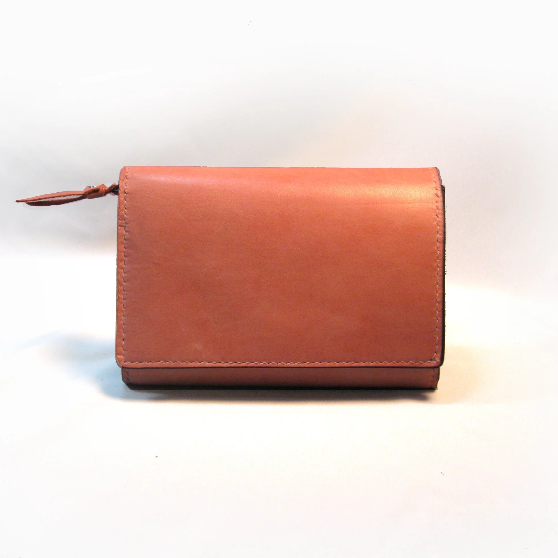 daikawallet coral.jpg