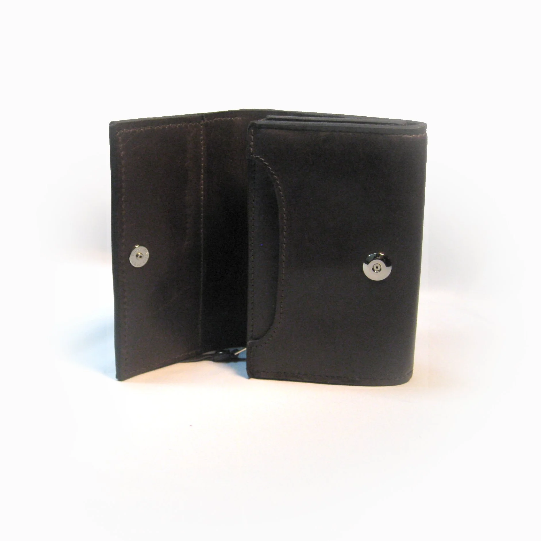 Daika wallet chachole.jpg