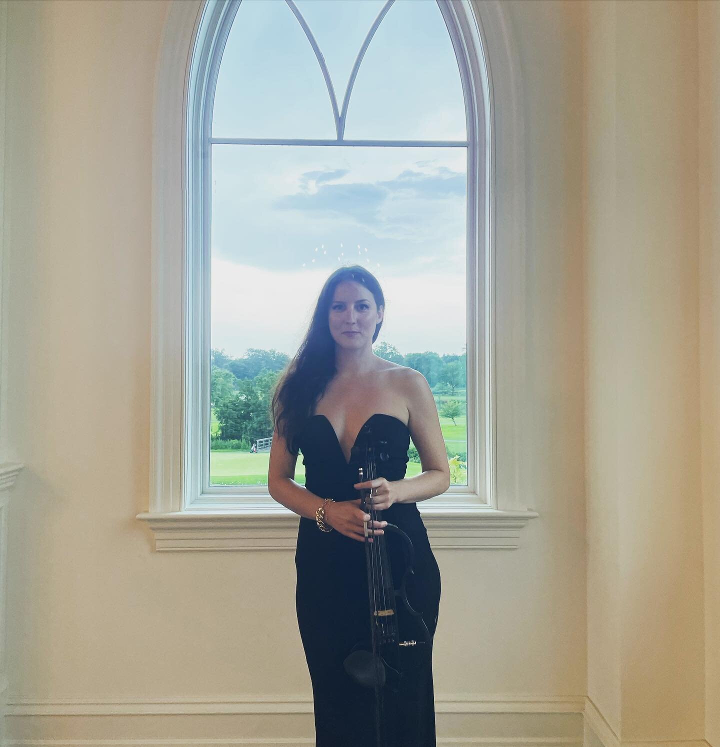 wedding szn ♾

#electricviolinist #njweddingplanner #nycweddingplanner #classicalviolinist #parksavoywedding #ceremonymusic