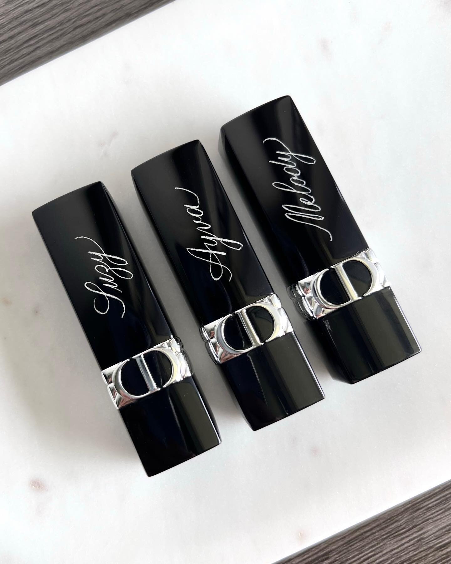 Some lucky bridesmaids will be receiving these lovely engraved lipsticks very soon! 🖤
