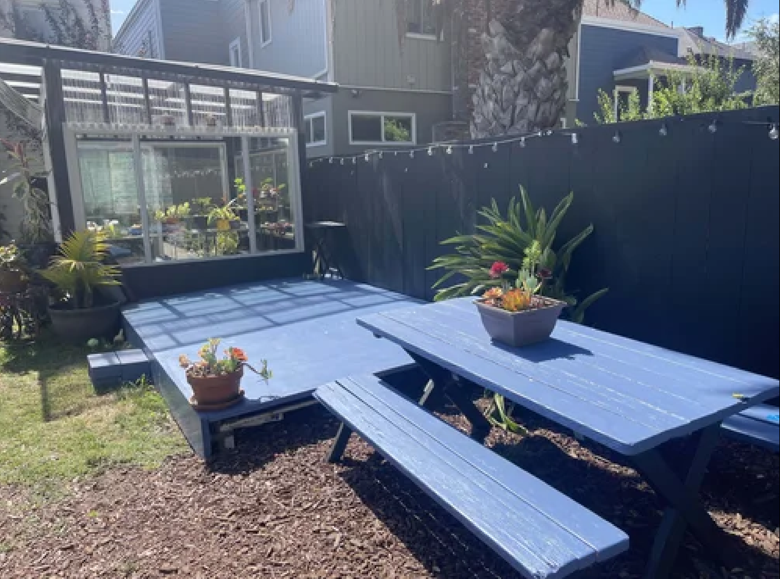 BLOVE BACKYARD-1.png