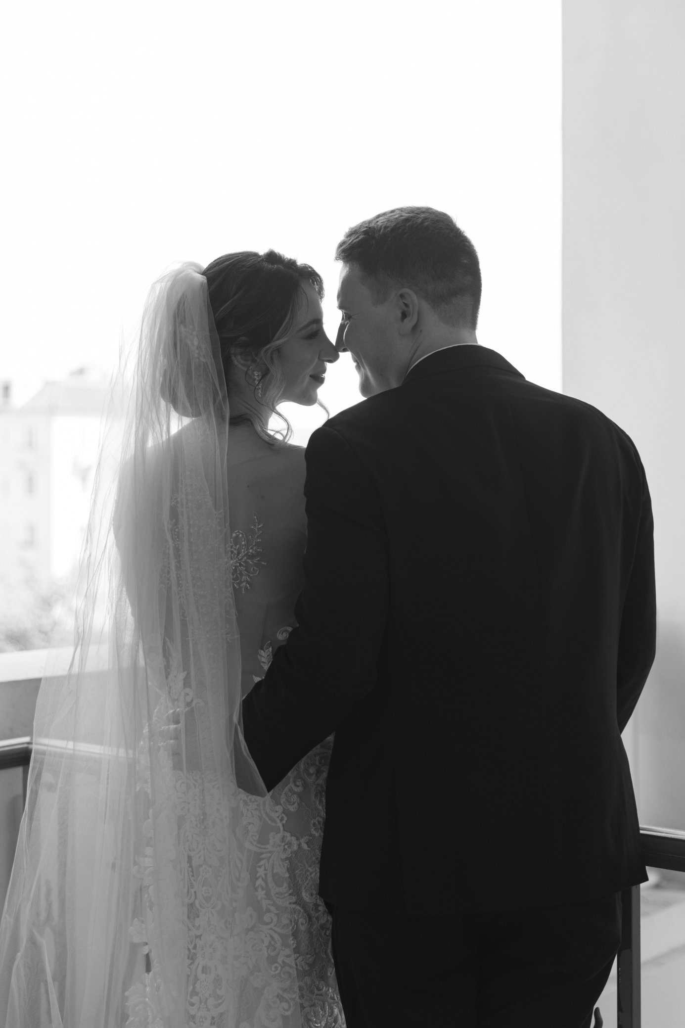 KING&COPHOTO_ PASADENACITYHALL_101-2.jpg