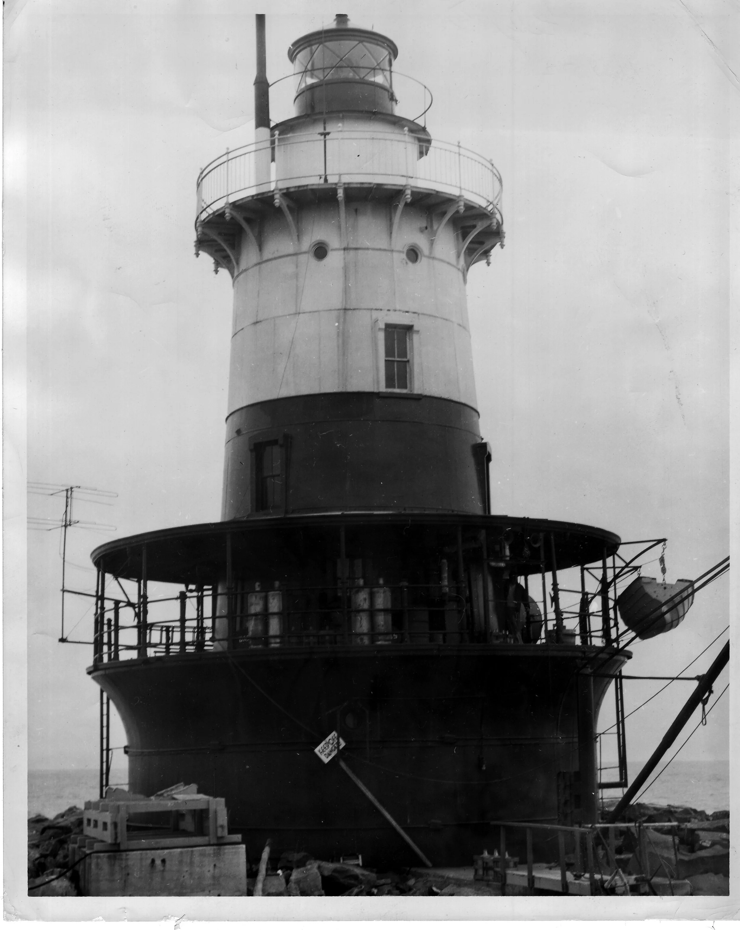 Greens Ledge CT 1952 CG Historians Office.jpg