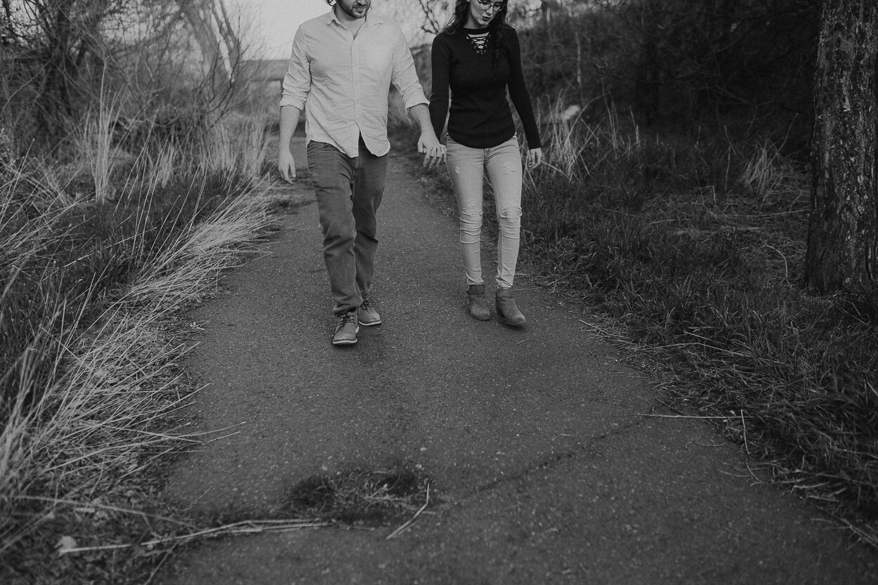 Columbia Park Trail Engagement Pictures | Kennewick, WA | 400 Lux Photography