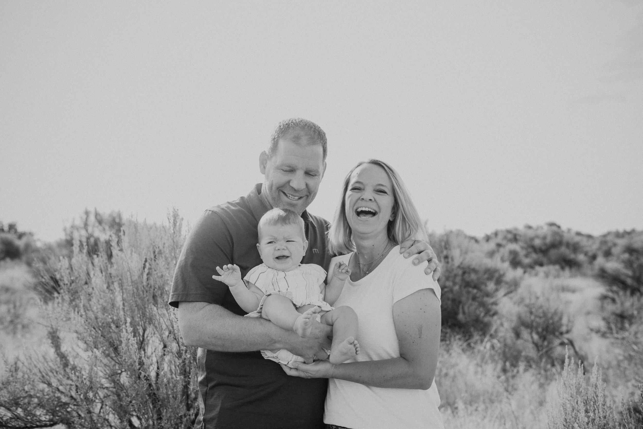 Black and white grandparent family pictures | Tri-Cities, Washington | 400 Lux Photography 