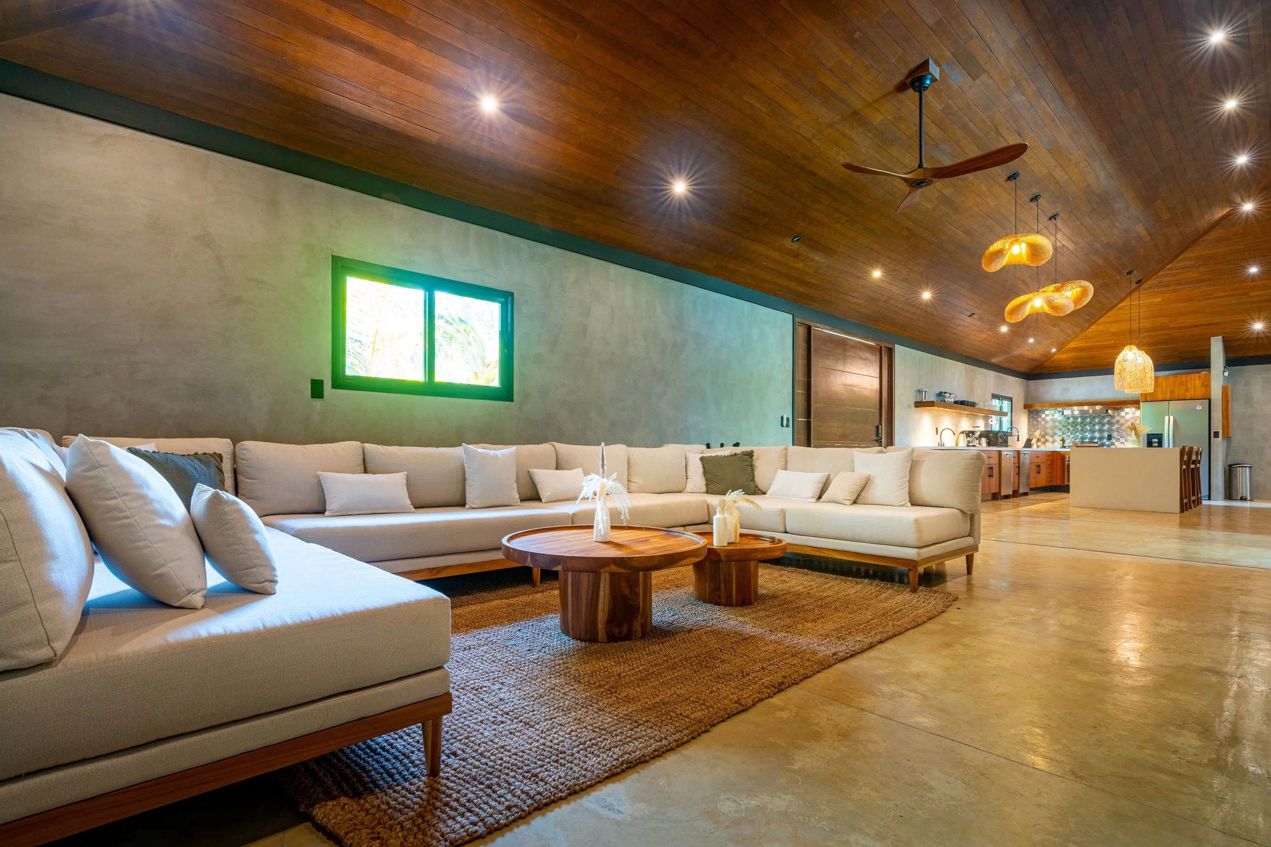 luxury-villa-rio-mandala-ojochal-retreat-center-3.jpeg