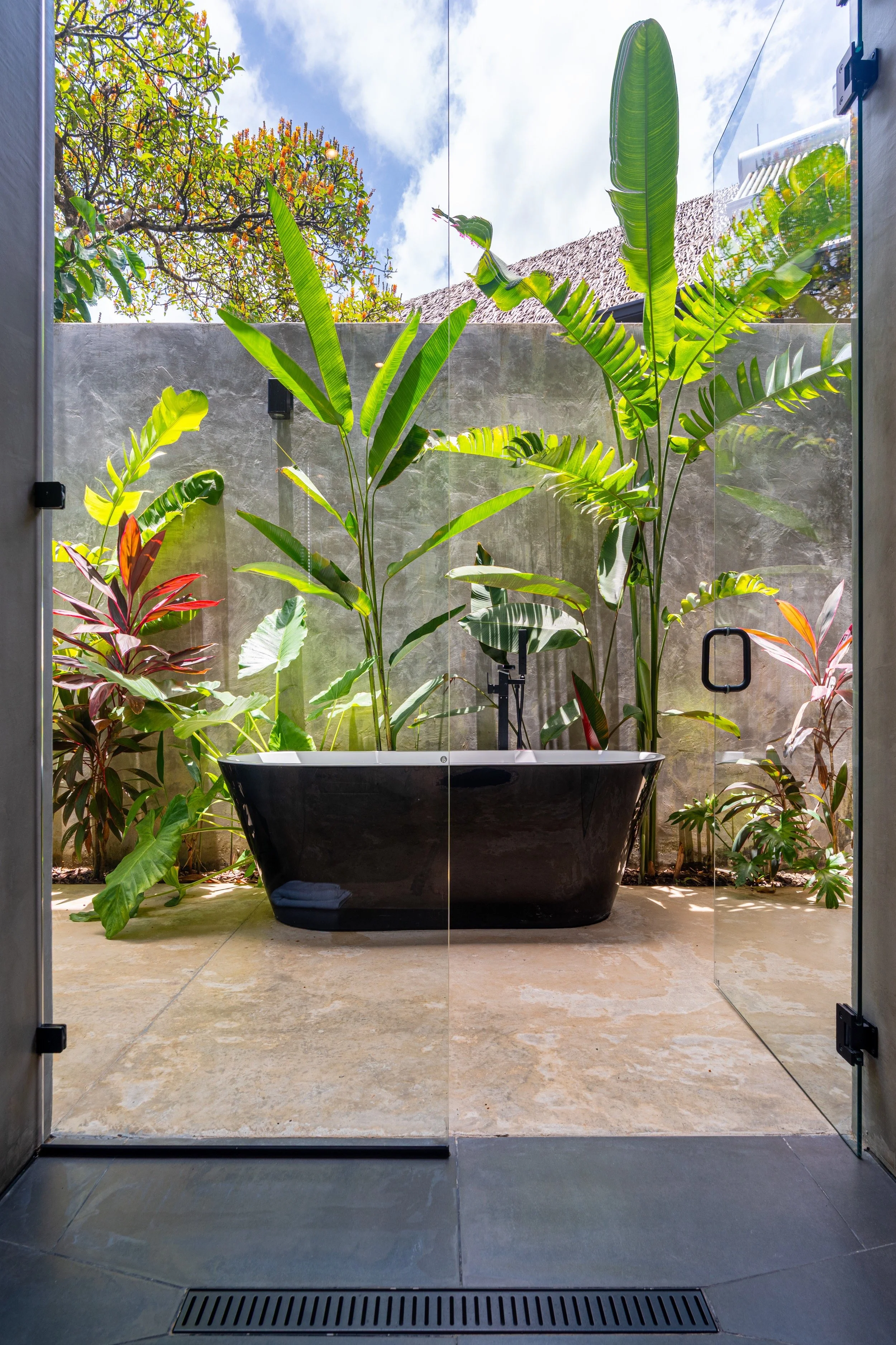 mandala-villa-outdoor-tub-hotel-ojochal-2.jpeg