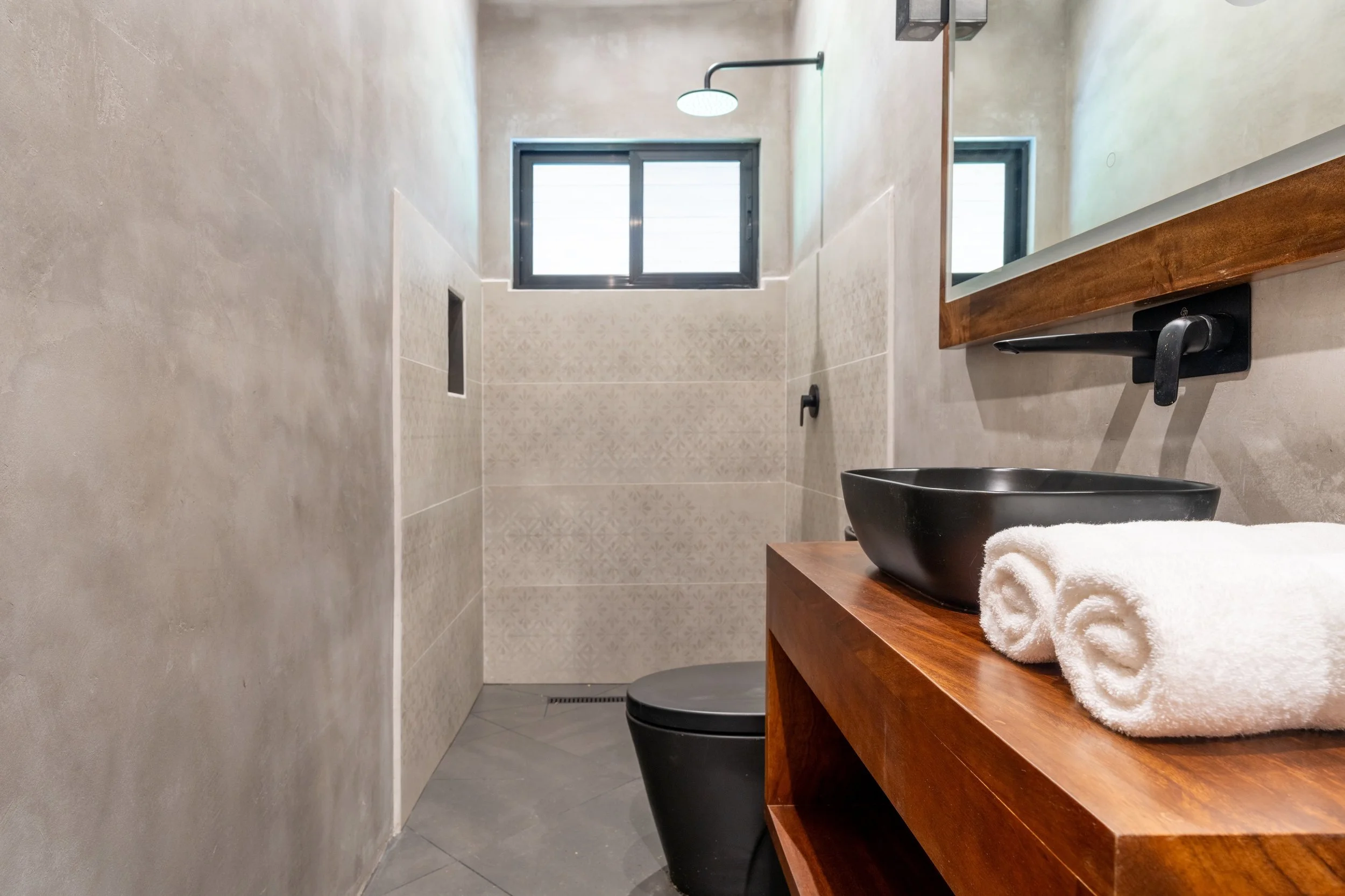 bathroom-modern-design-villa-uvita-private-rental.jpeg