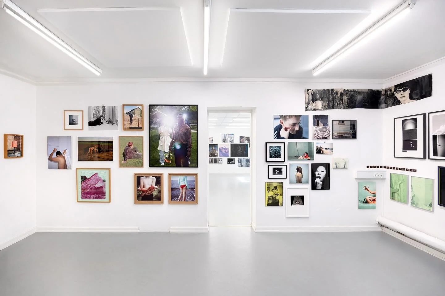 SOFT ASSEMBLY

Opening times this week..

Thurs 16-19
Fri 14-18
Sat 13-16

Exhibition runs 12.09 - 18.10.25

Curated by @jfity &amp; @jonathan_lieb

Installation photos @jan_sondergaard

Read about all contributing artists at www.oblong.dk/soft-assem