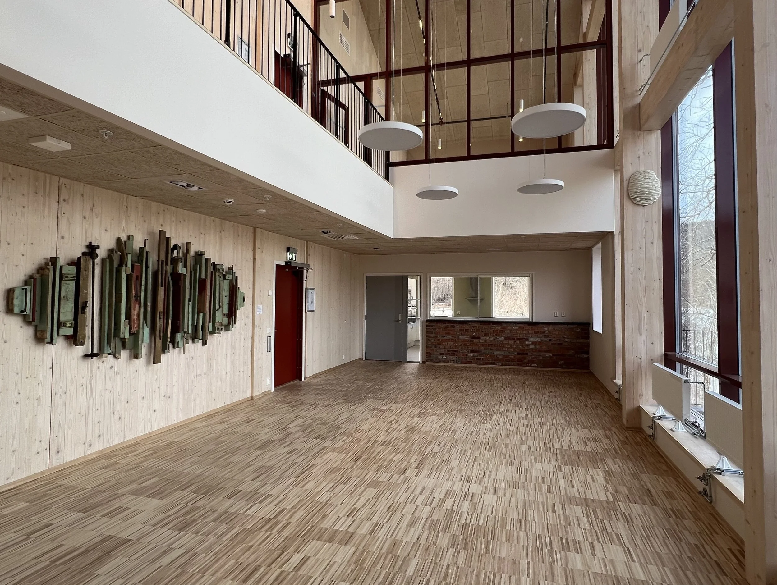 Det som er og det som var - utsmykning på Nedre Sem låve